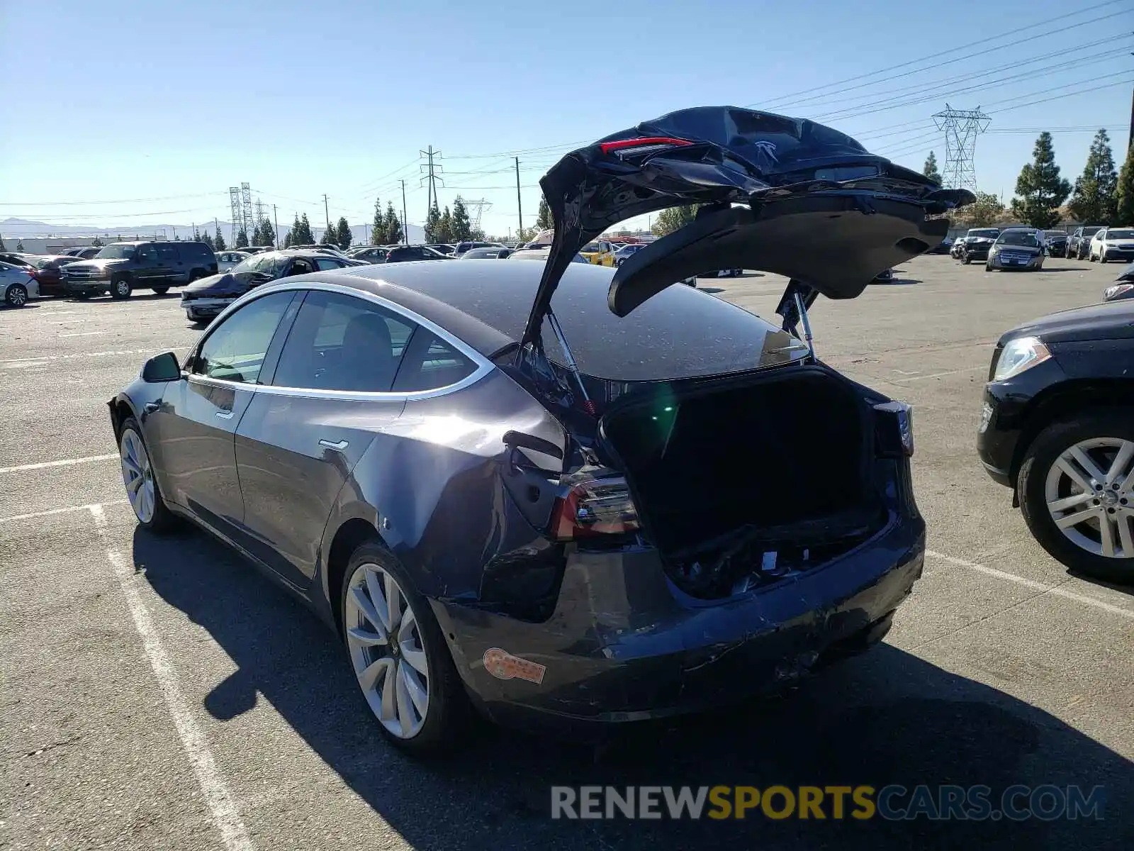 3 Photograph of a damaged car 5YJ3E1EA5LF717649 TESLA MODEL 3 2020