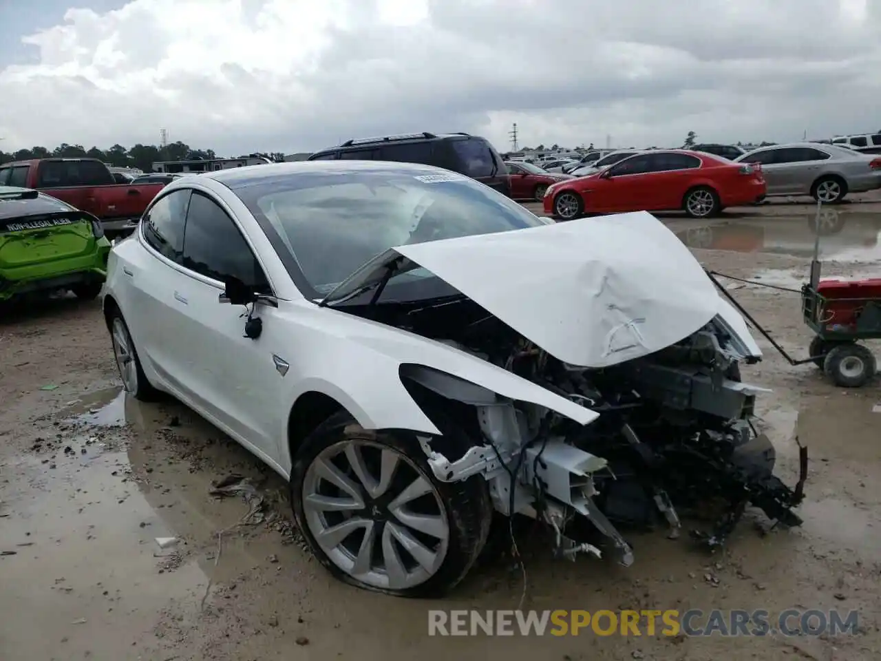 1 Photograph of a damaged car 5YJ3E1EA5LF717733 TESLA MODEL 3 2020