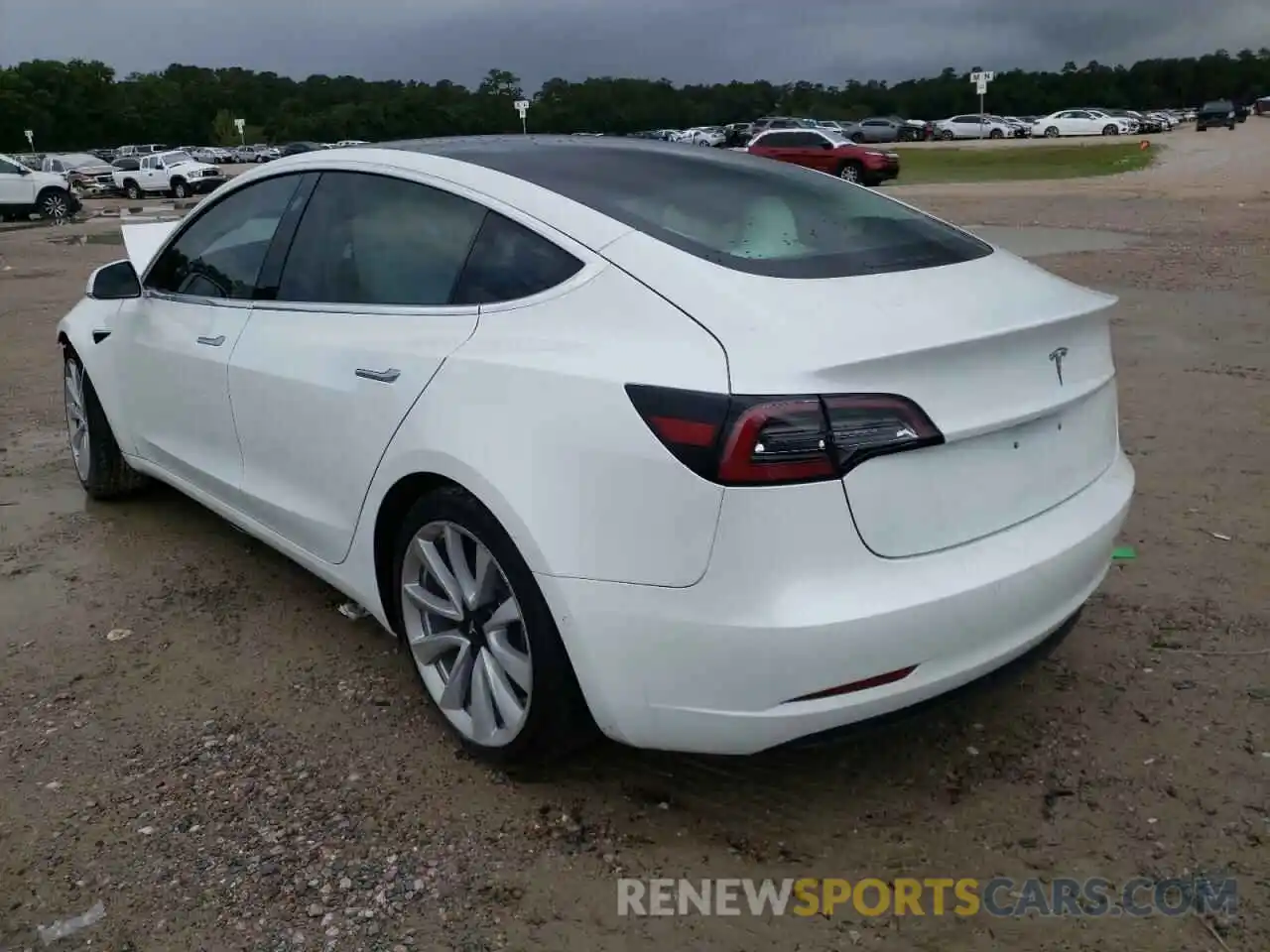 3 Photograph of a damaged car 5YJ3E1EA5LF717733 TESLA MODEL 3 2020