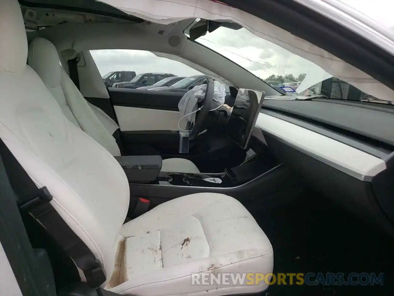 5 Photograph of a damaged car 5YJ3E1EA5LF717733 TESLA MODEL 3 2020