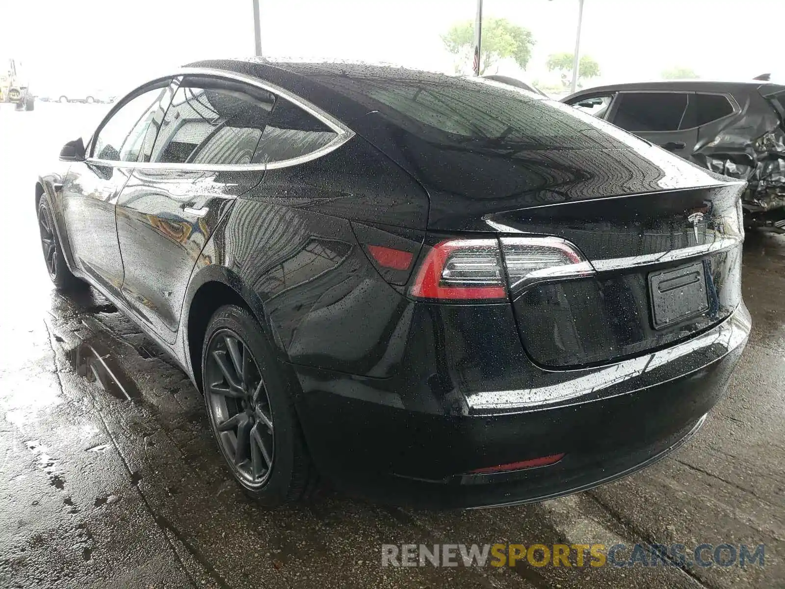 3 Photograph of a damaged car 5YJ3E1EA5LF736461 TESLA MODEL 3 2020