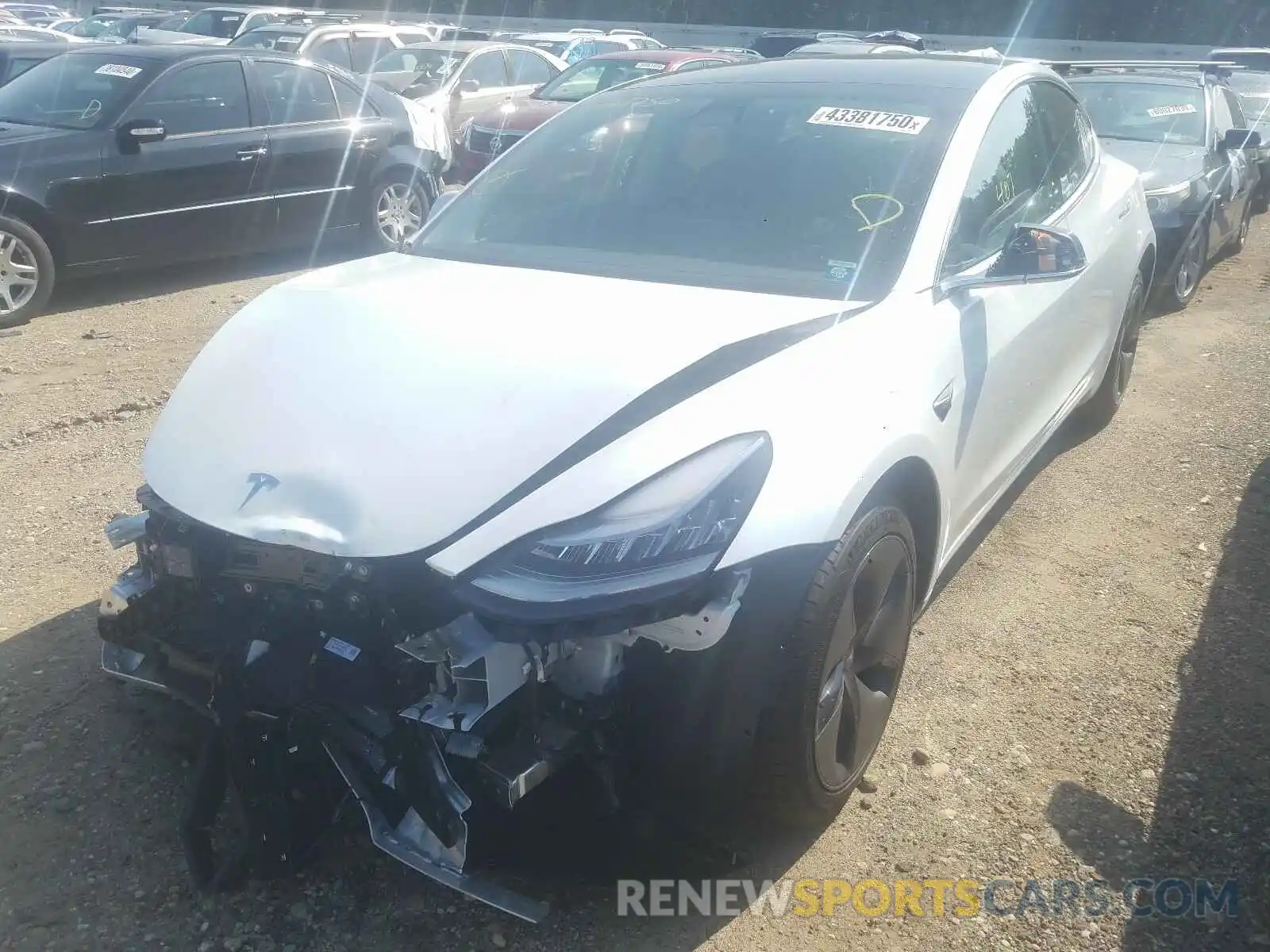 2 Photograph of a damaged car 5YJ3E1EA5LF737352 TESLA MODEL 3 2020