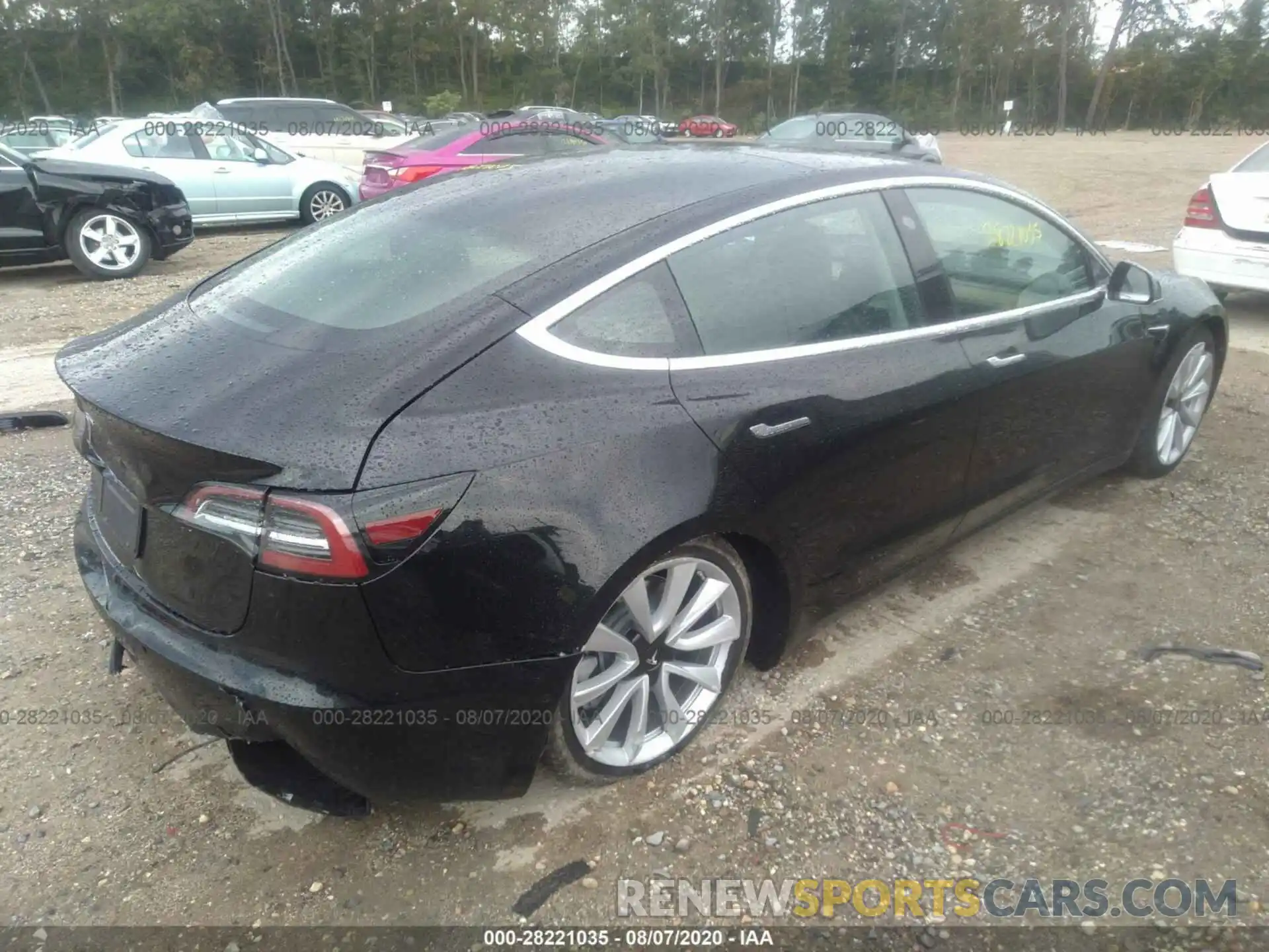 4 Photograph of a damaged car 5YJ3E1EA5LF737870 TESLA MODEL 3 2020