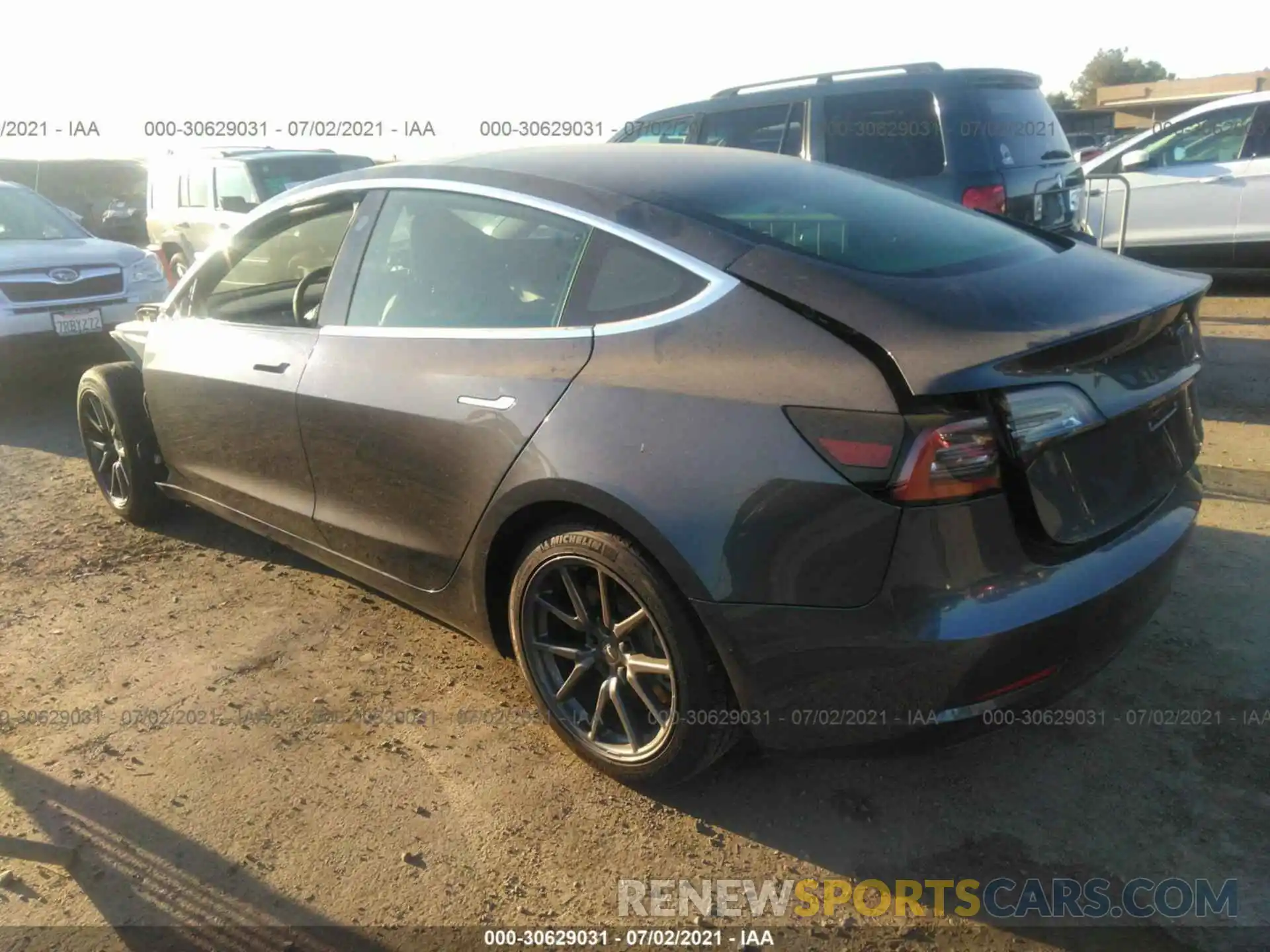 3 Photograph of a damaged car 5YJ3E1EA5LF739392 TESLA MODEL 3 2020