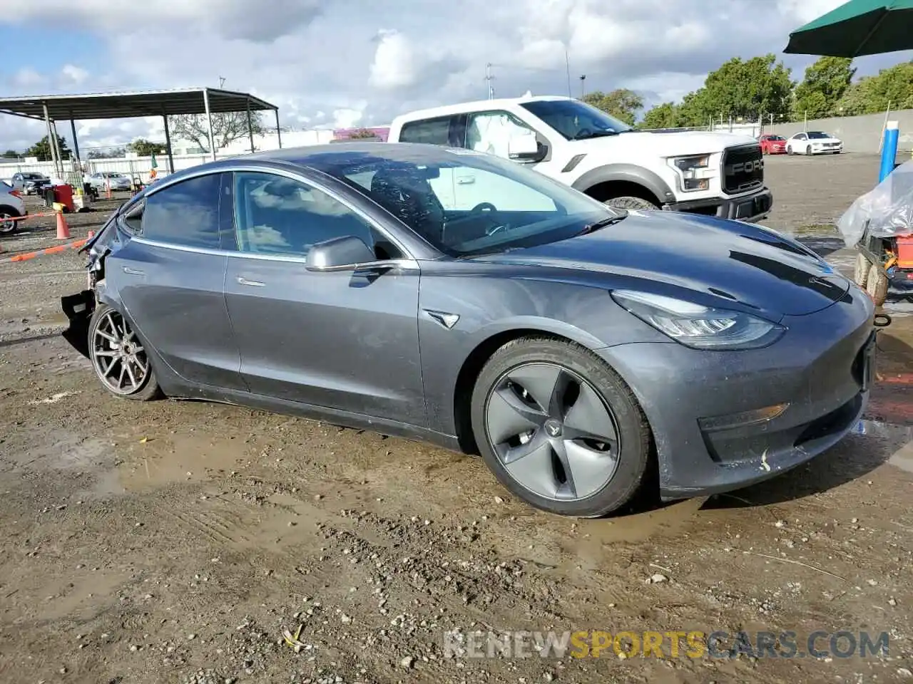 4 Фотография поврежденного автомобиля 5YJ3E1EA5LF739523 TESLA MODEL 3 2020