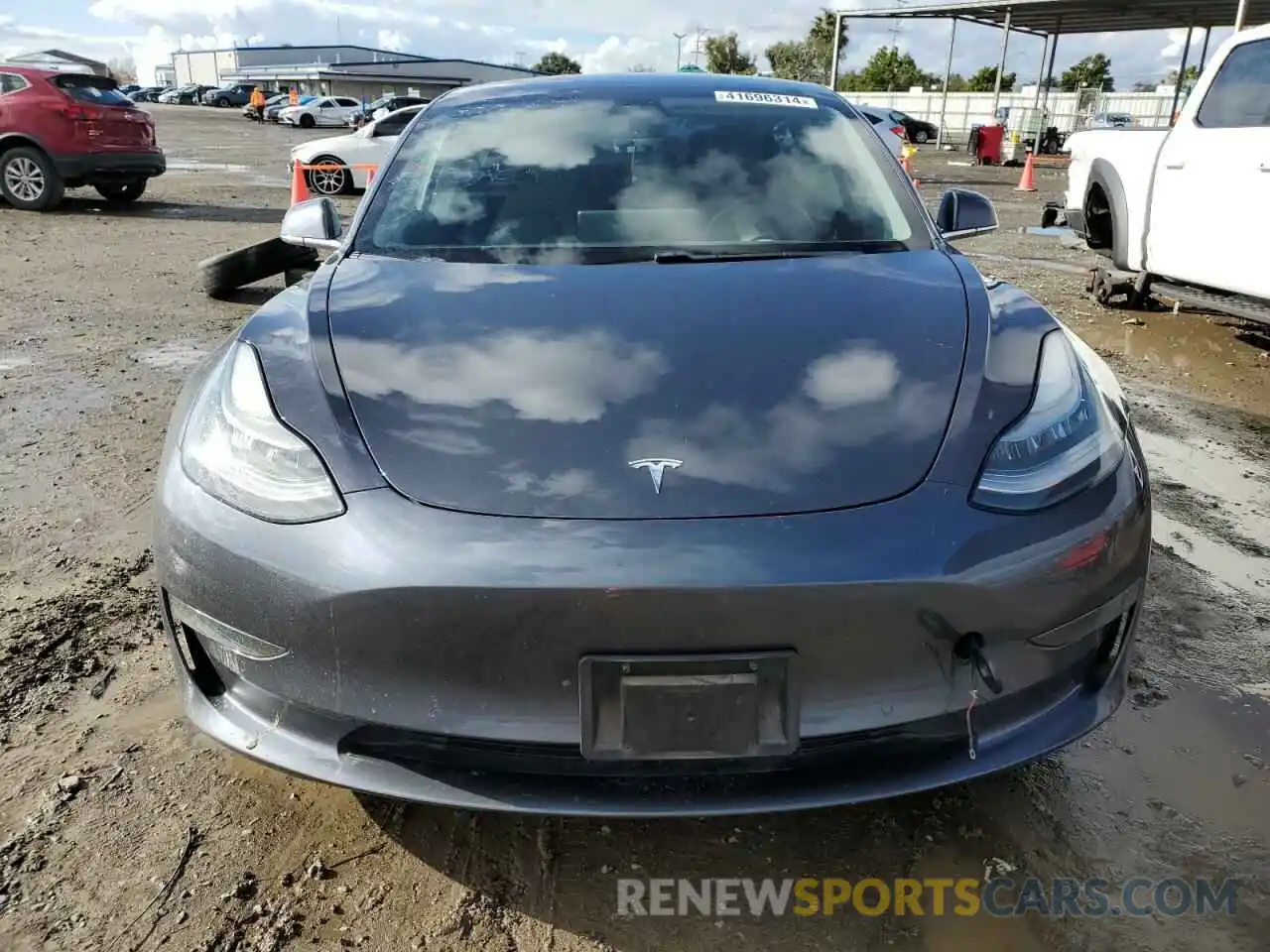 5 Photograph of a damaged car 5YJ3E1EA5LF739523 TESLA MODEL 3 2020