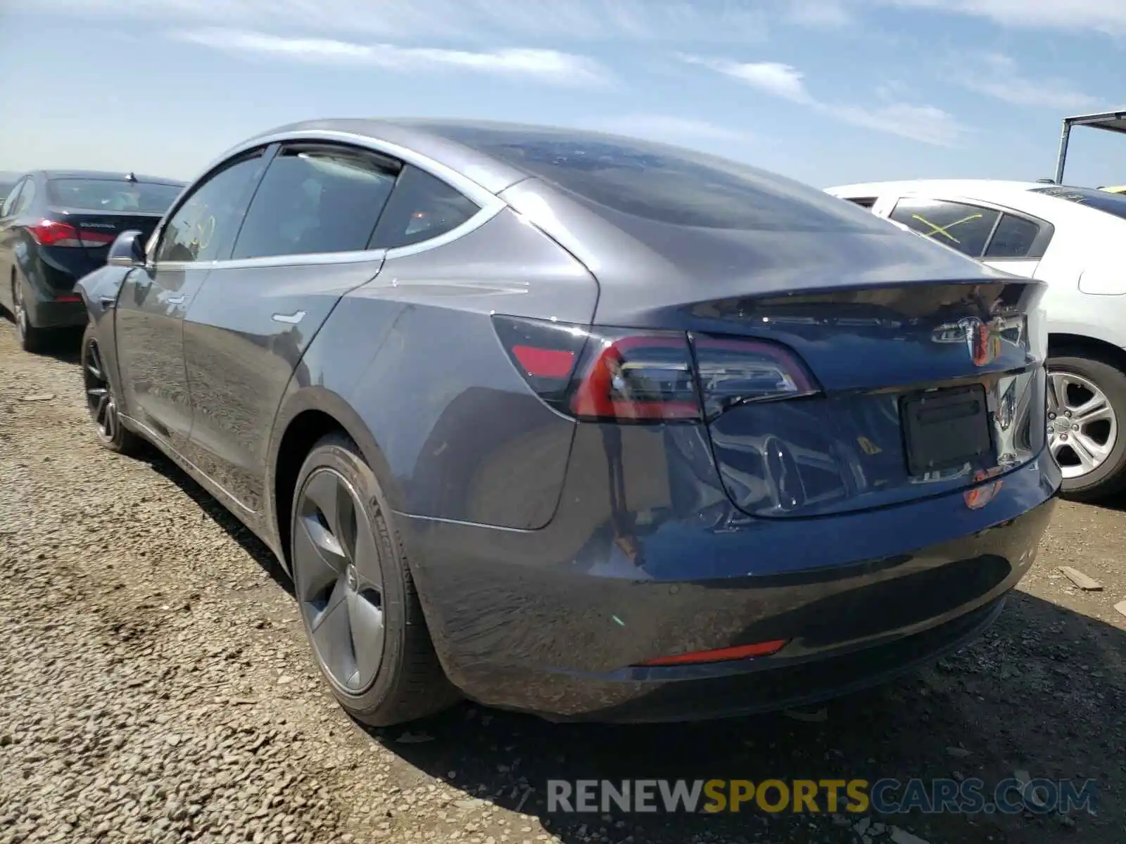 3 Photograph of a damaged car 5YJ3E1EA5LF743426 TESLA MODEL 3 2020