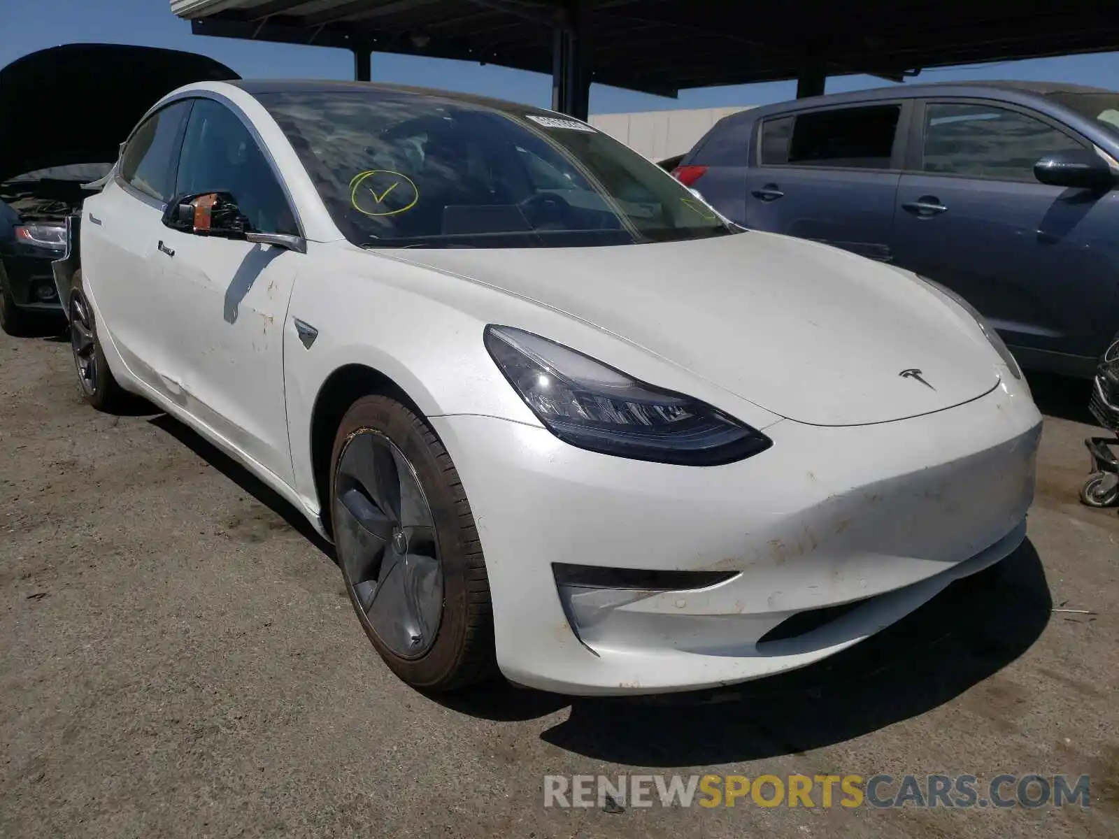 1 Photograph of a damaged car 5YJ3E1EA5LF745192 TESLA MODEL 3 2020