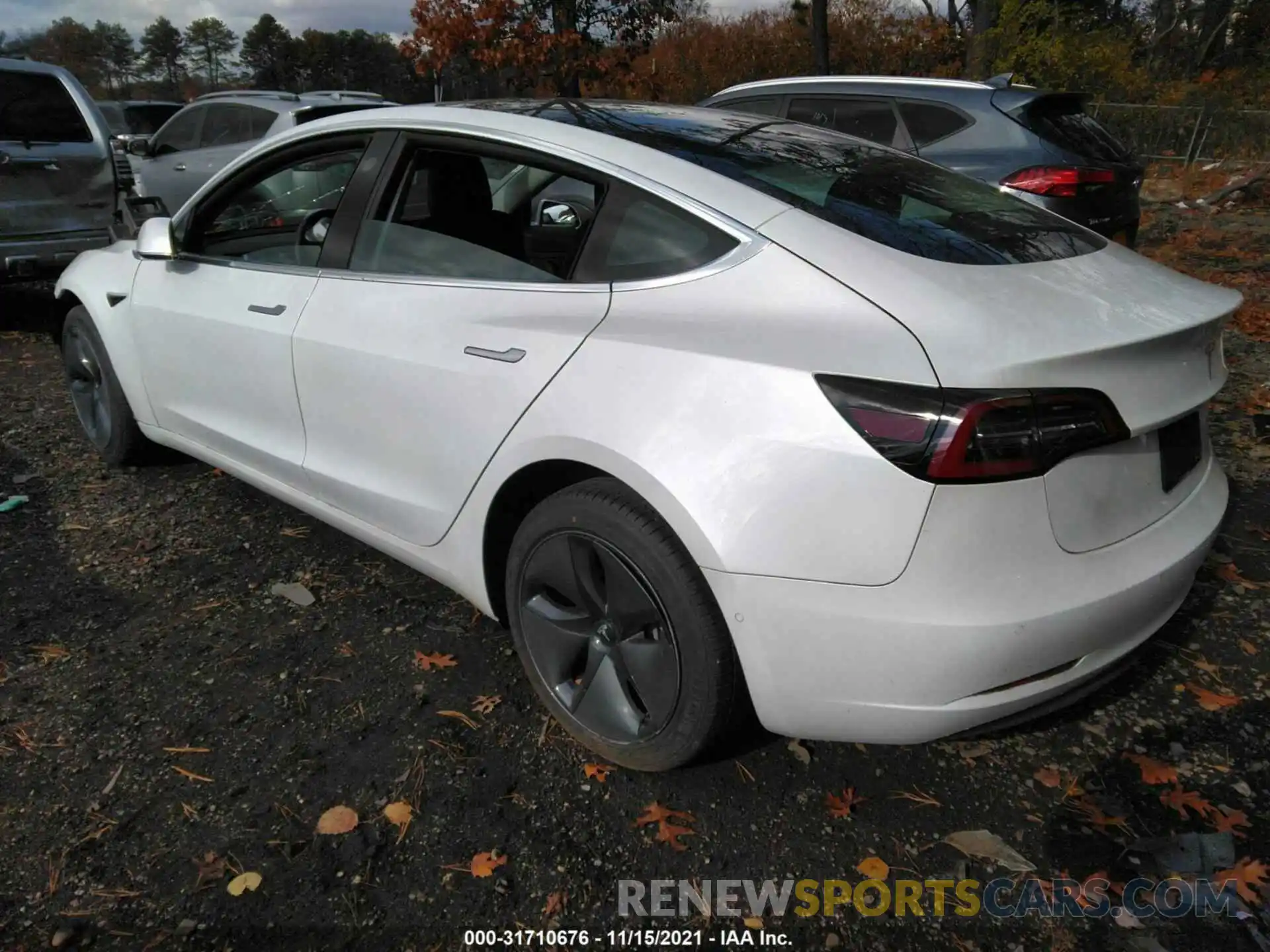 3 Photograph of a damaged car 5YJ3E1EA5LF747041 TESLA MODEL 3 2020