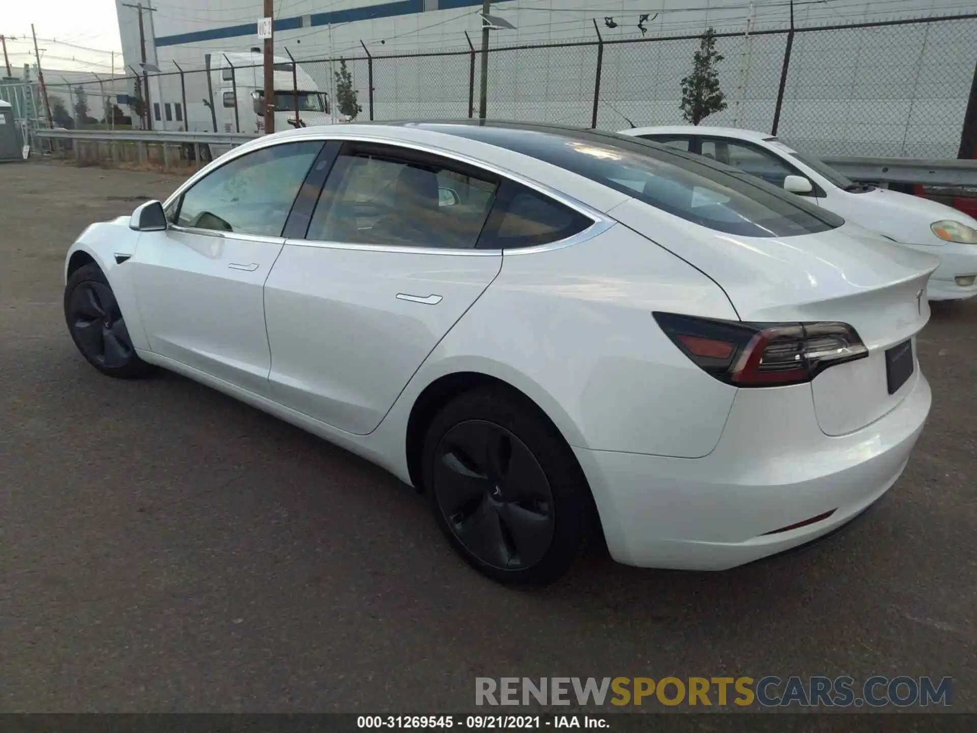 3 Фотография поврежденного автомобиля 5YJ3E1EA5LF785398 TESLA MODEL 3 2020