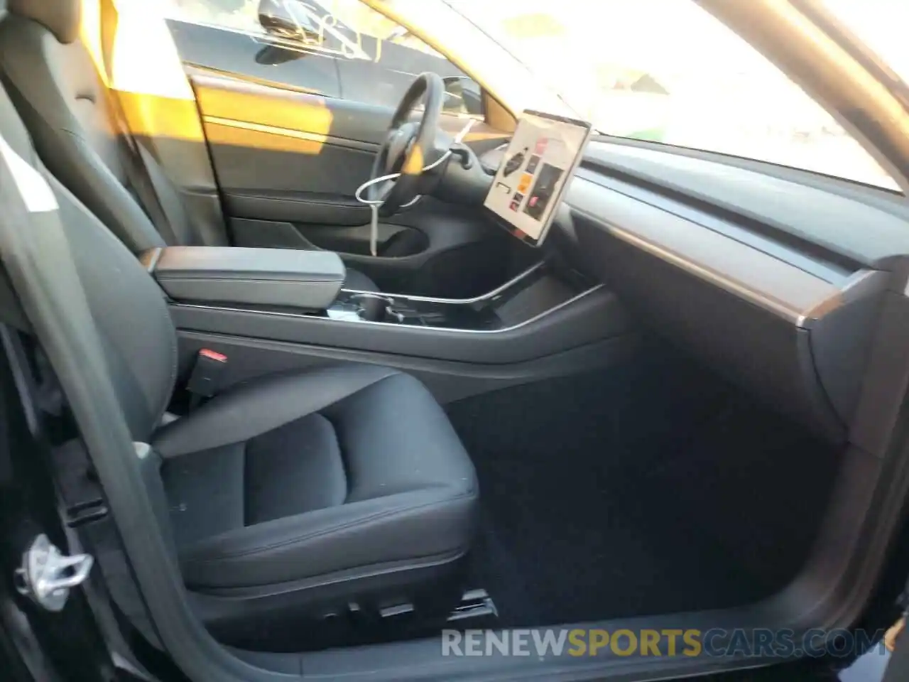 5 Photograph of a damaged car 5YJ3E1EA5LF792125 TESLA MODEL 3 2020