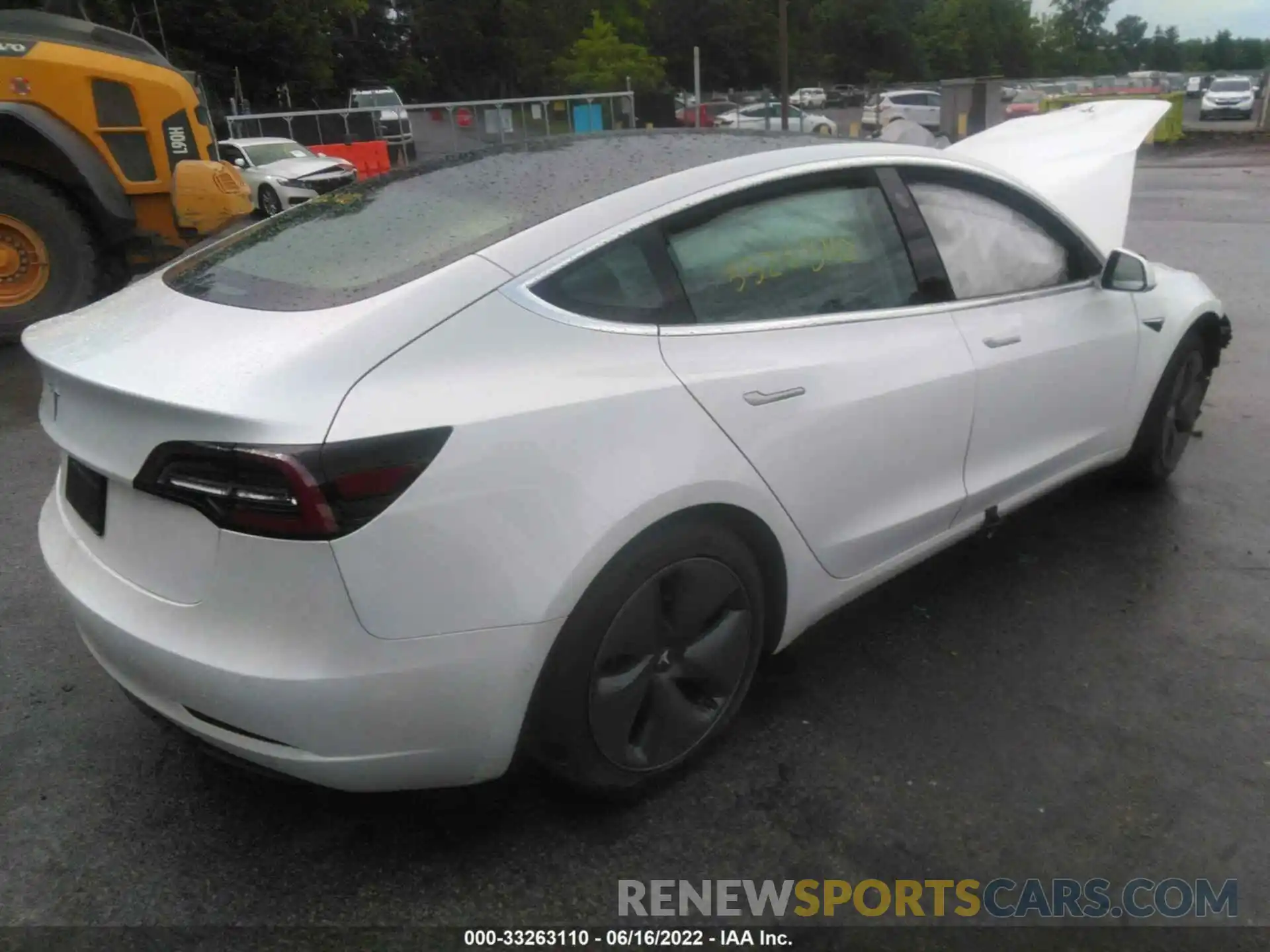 4 Photograph of a damaged car 5YJ3E1EA5LF797244 TESLA MODEL 3 2020