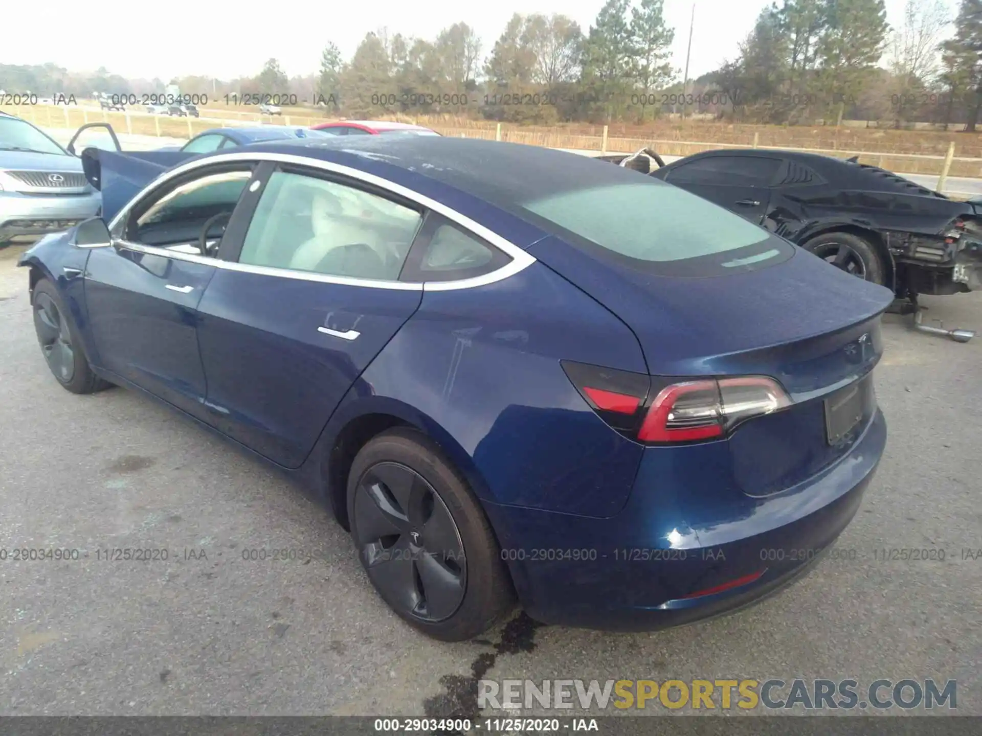 3 Photograph of a damaged car 5YJ3E1EA5LF797695 TESLA MODEL 3 2020