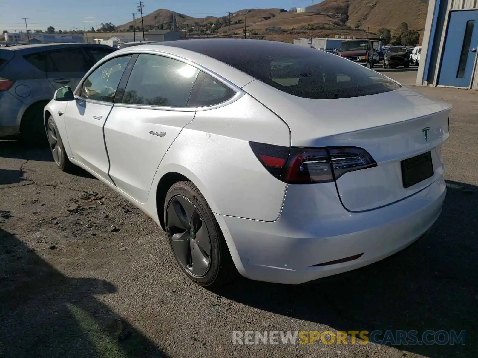 3 Photograph of a damaged car 5YJ3E1EA5LF799463 TESLA MODEL 3 2020