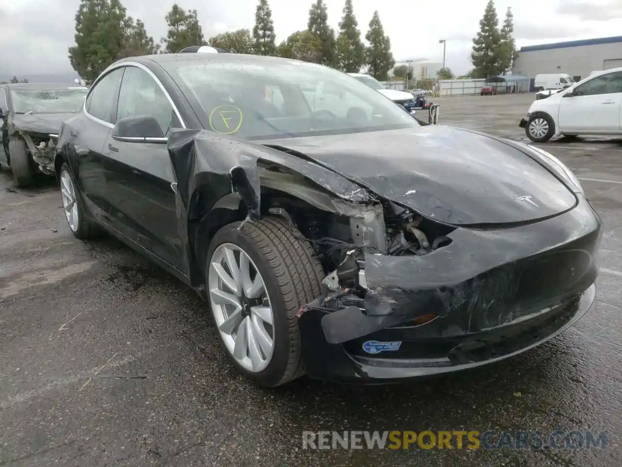 1 Photograph of a damaged car 5YJ3E1EA5LF807884 TESLA MODEL 3 2020