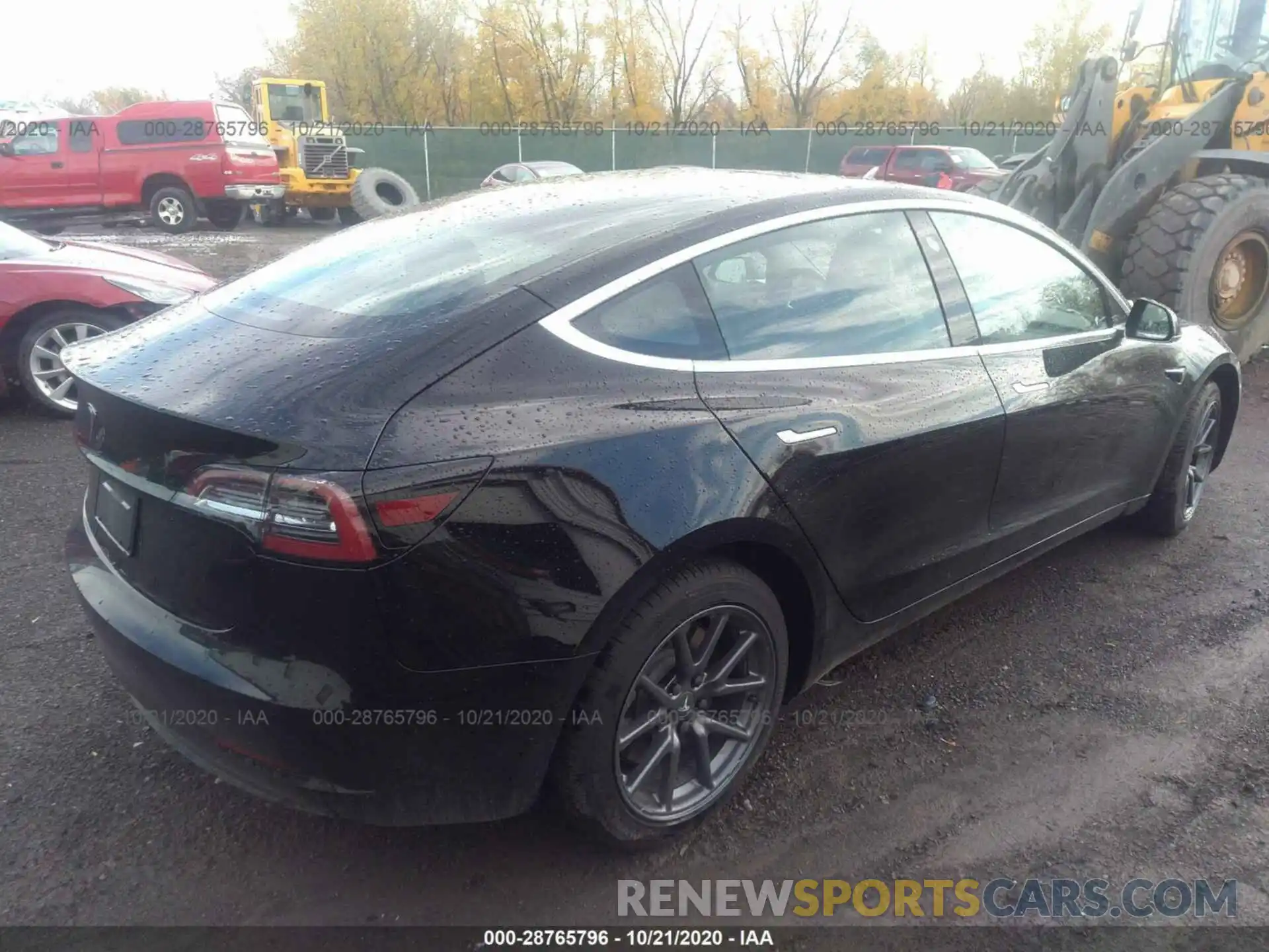 4 Photograph of a damaged car 5YJ3E1EA6LF427601 TESLA MODEL 3 2020