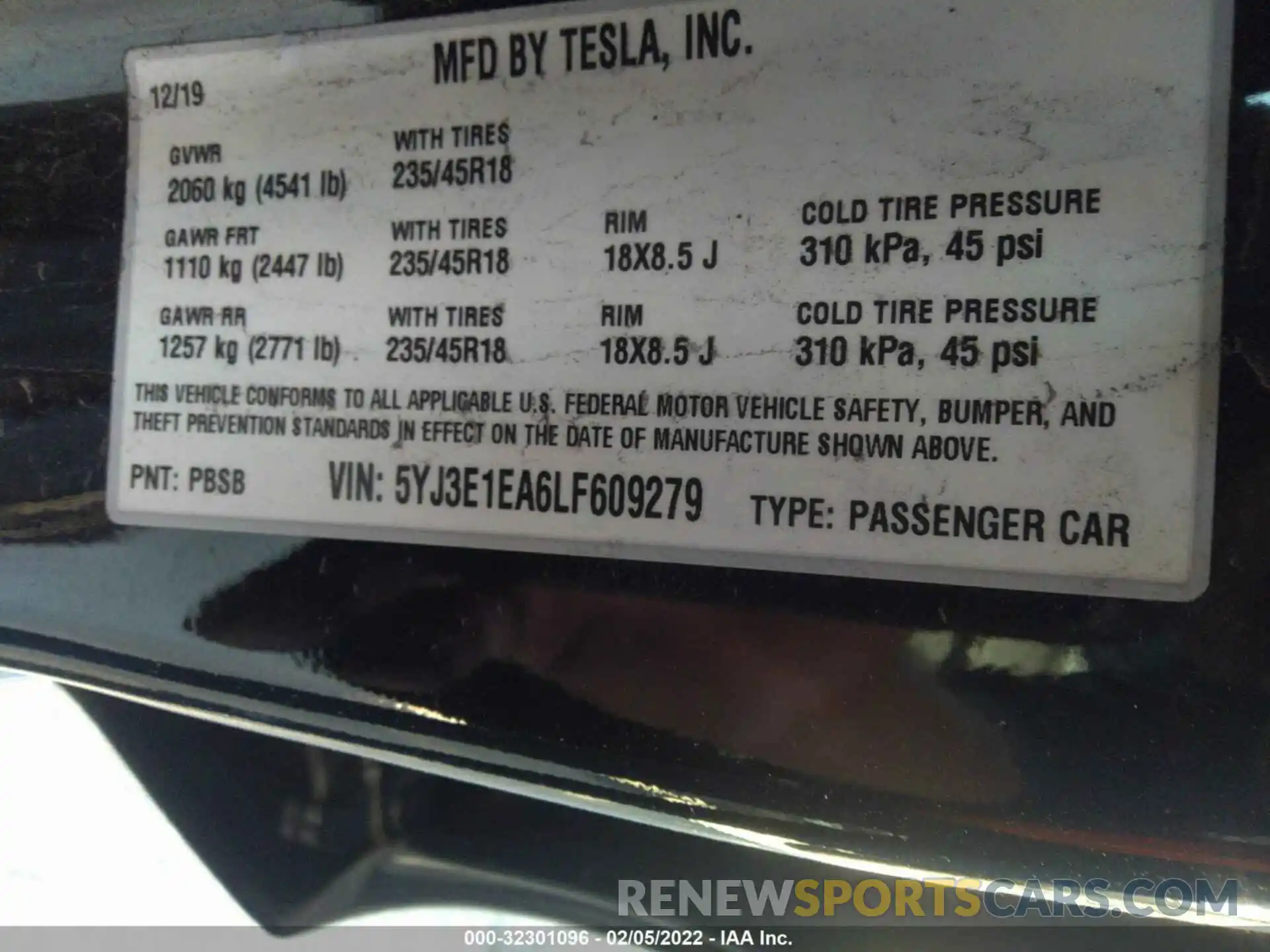 9 Photograph of a damaged car 5YJ3E1EA6LF609279 TESLA MODEL 3 2020