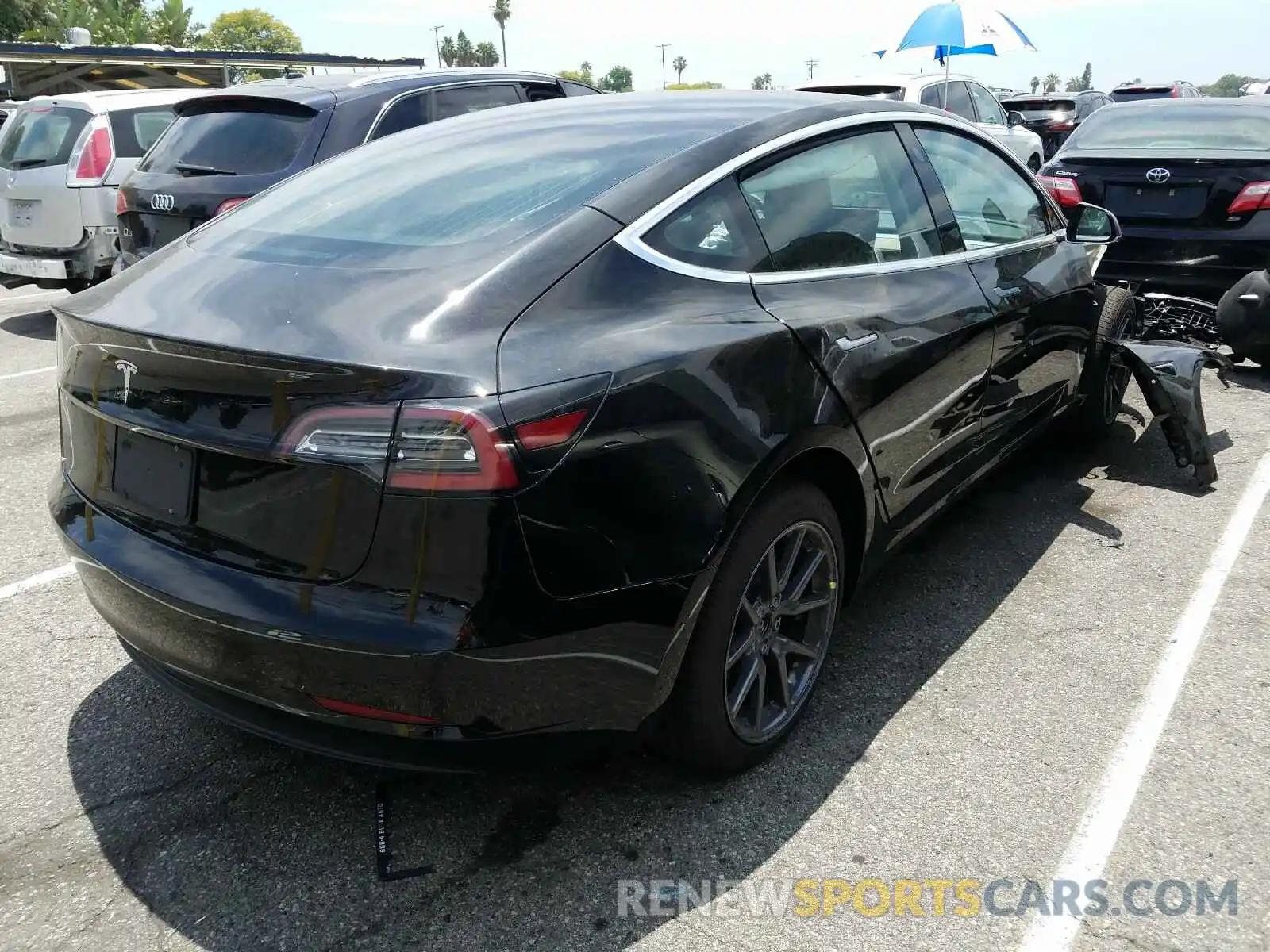 4 Photograph of a damaged car 5YJ3E1EA6LF630066 TESLA MODEL 3 2020