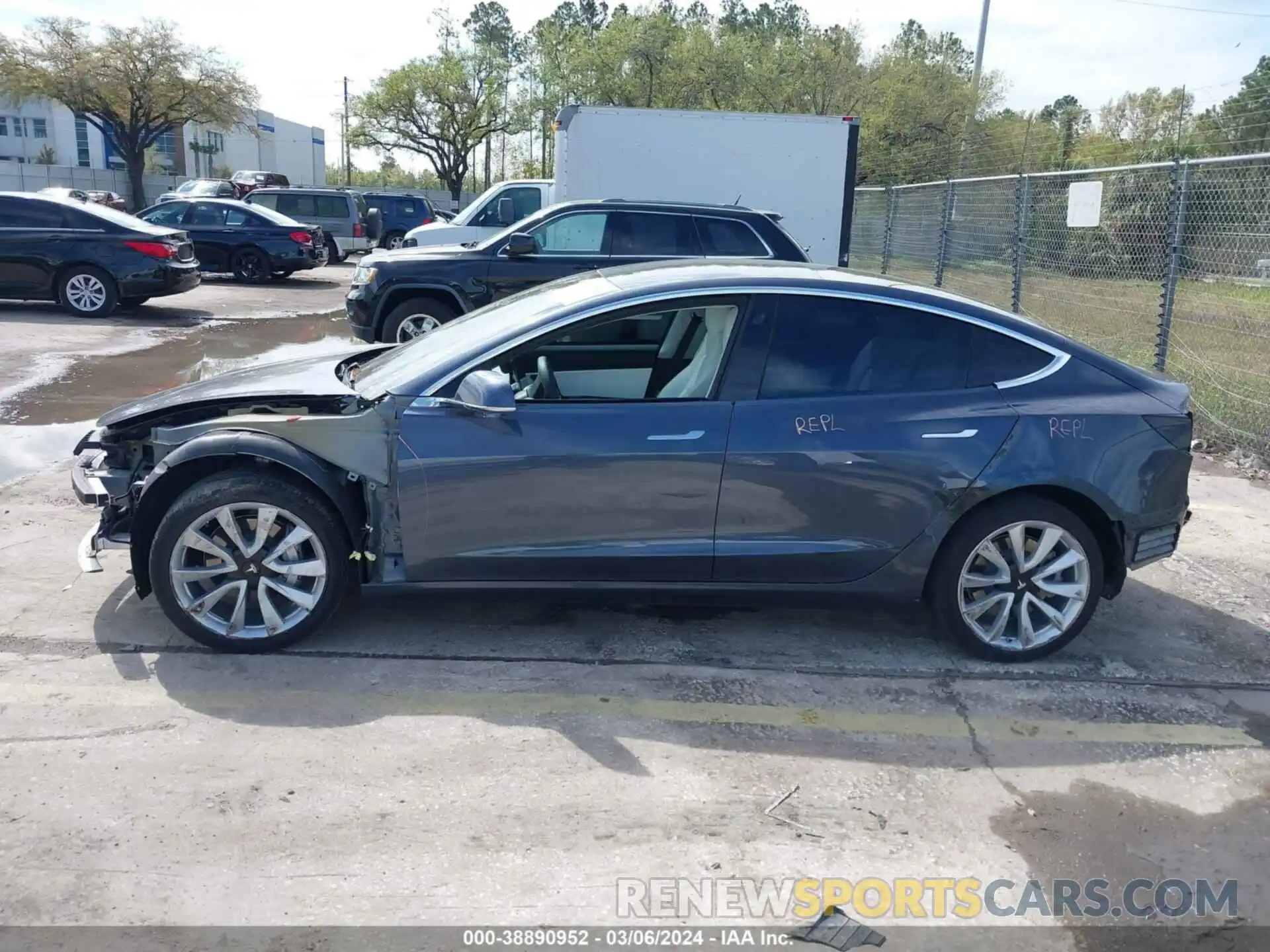 15 Photograph of a damaged car 5YJ3E1EA6LF634845 TESLA MODEL 3 2020