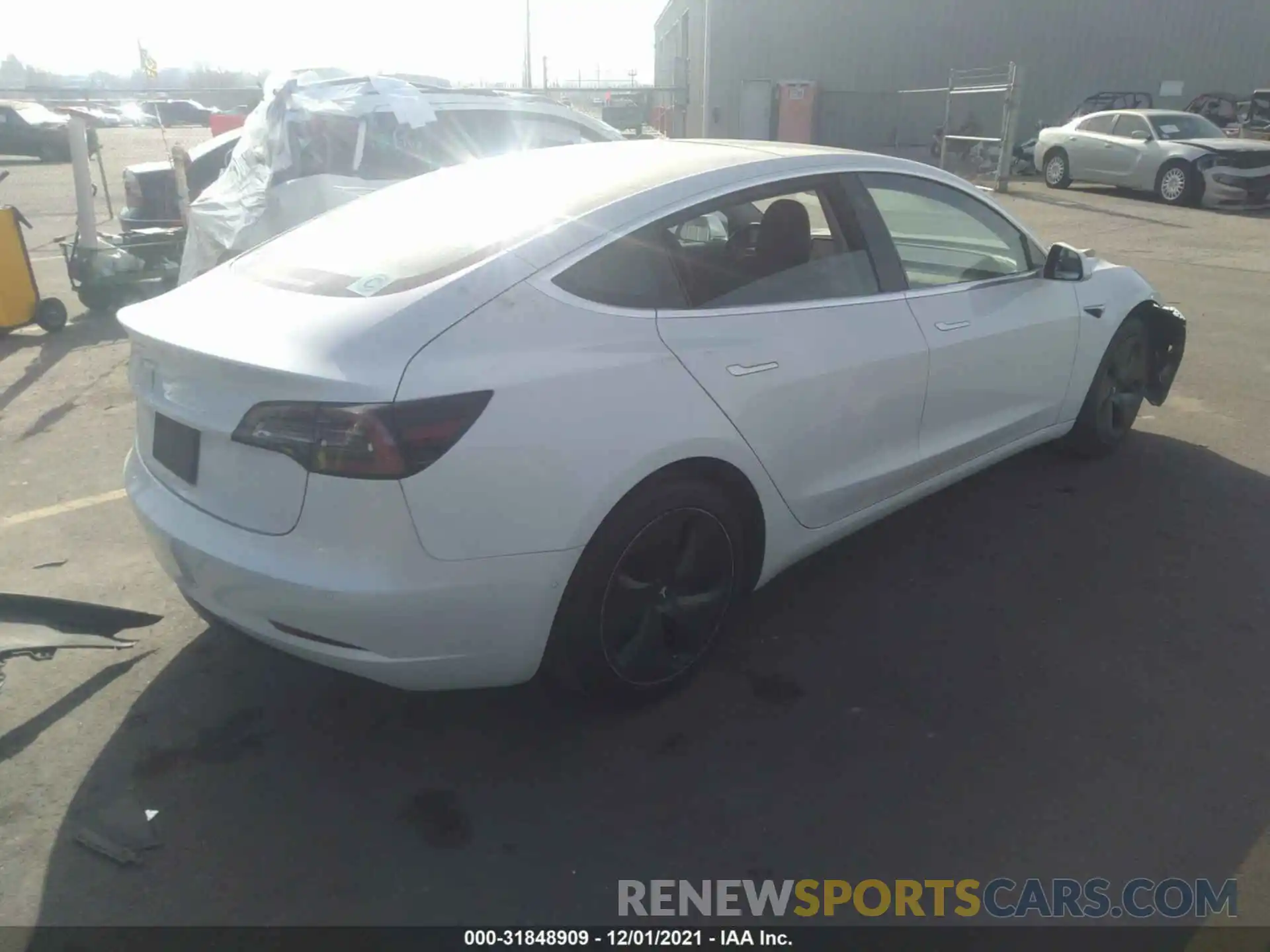 4 Photograph of a damaged car 5YJ3E1EA6LF659910 TESLA MODEL 3 2020