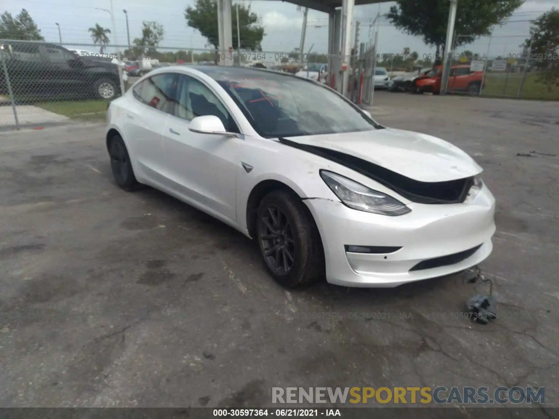 1 Photograph of a damaged car 5YJ3E1EA6LF660183 TESLA MODEL 3 2020