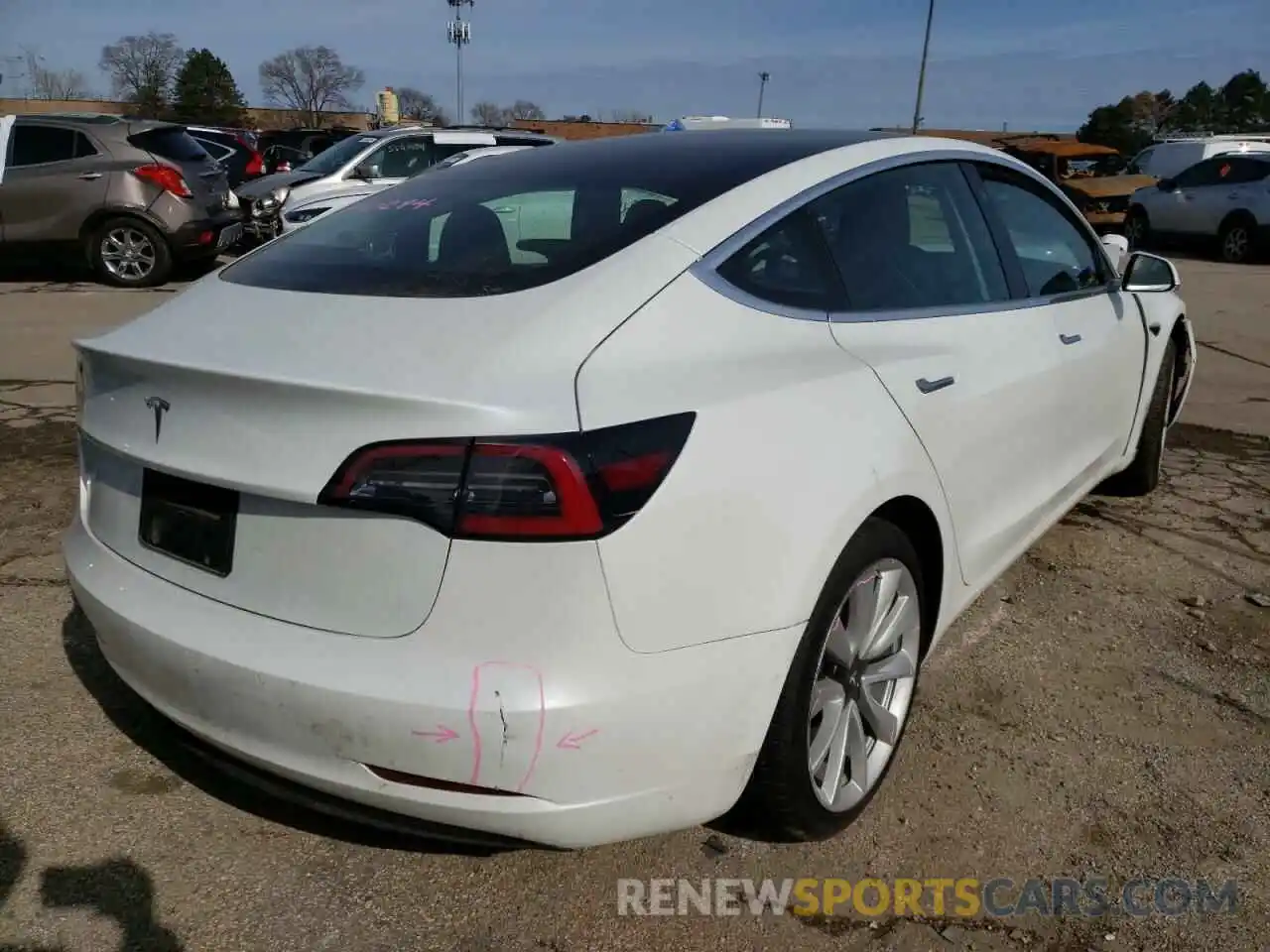 4 Photograph of a damaged car 5YJ3E1EA6LF661625 TESLA MODEL 3 2020