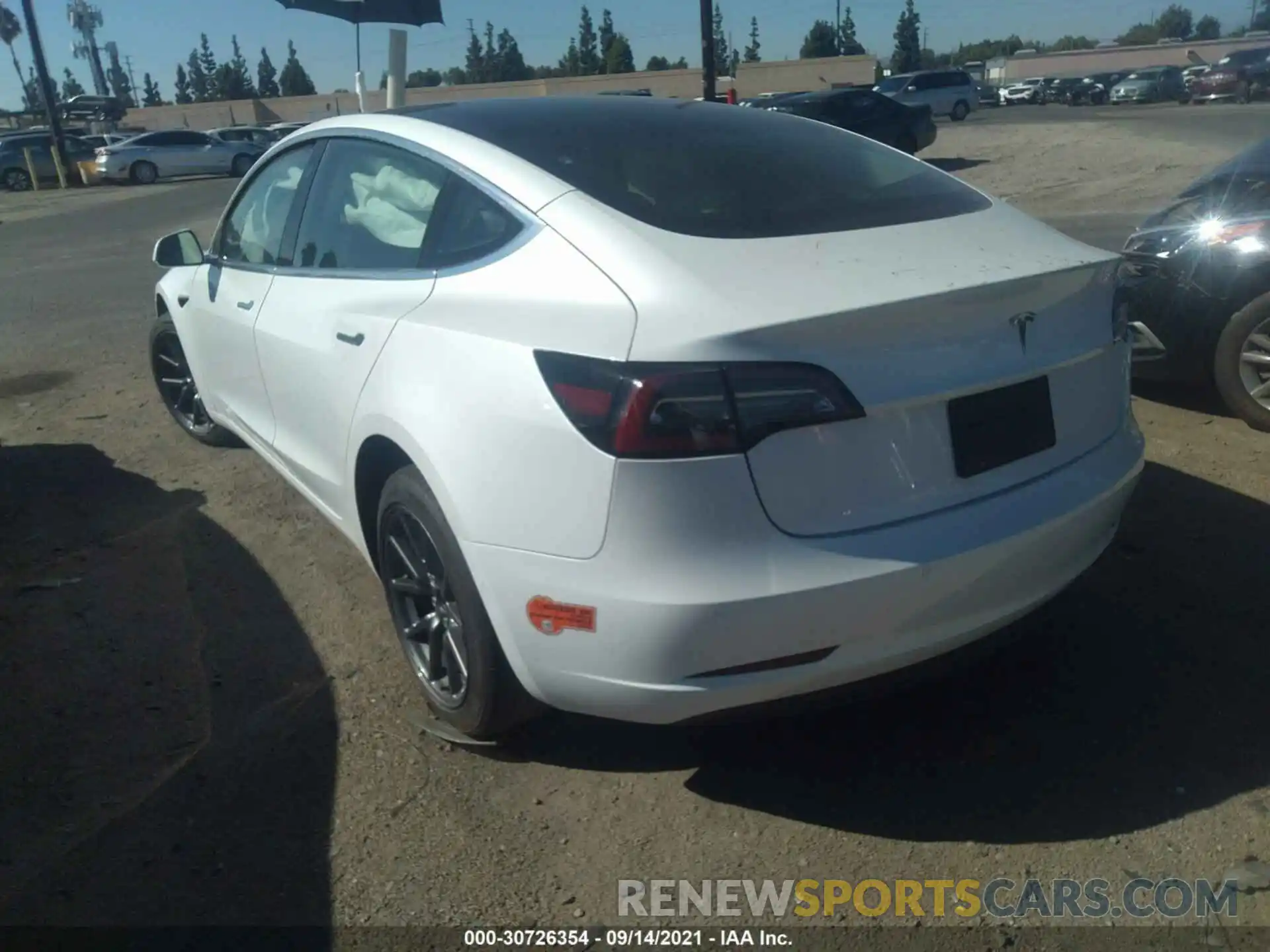 3 Photograph of a damaged car 5YJ3E1EA6LF670020 TESLA MODEL 3 2020