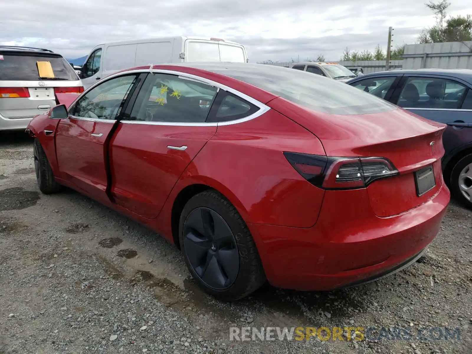 3 Photograph of a damaged car 5YJ3E1EA6LF718731 TESLA MODEL 3 2020