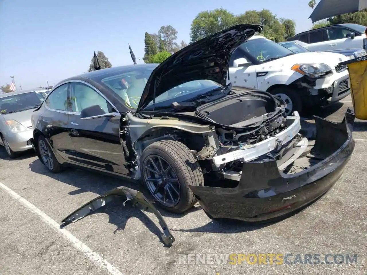 1 Photograph of a damaged car 5YJ3E1EA6LF738106 TESLA MODEL 3 2020