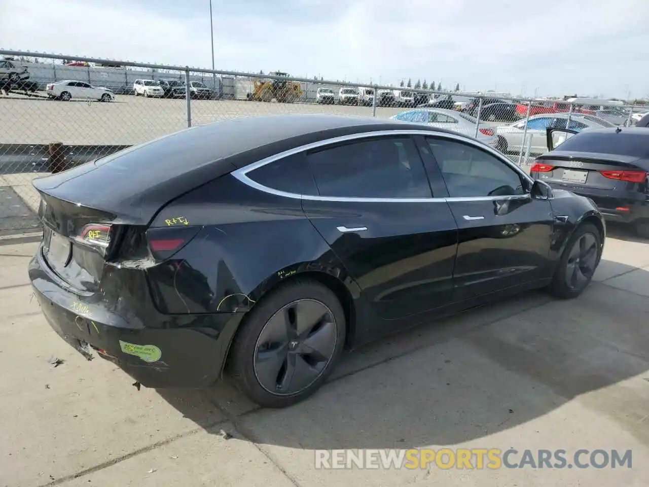 3 Photograph of a damaged car 5YJ3E1EA6LF739076 TESLA MODEL 3 2020