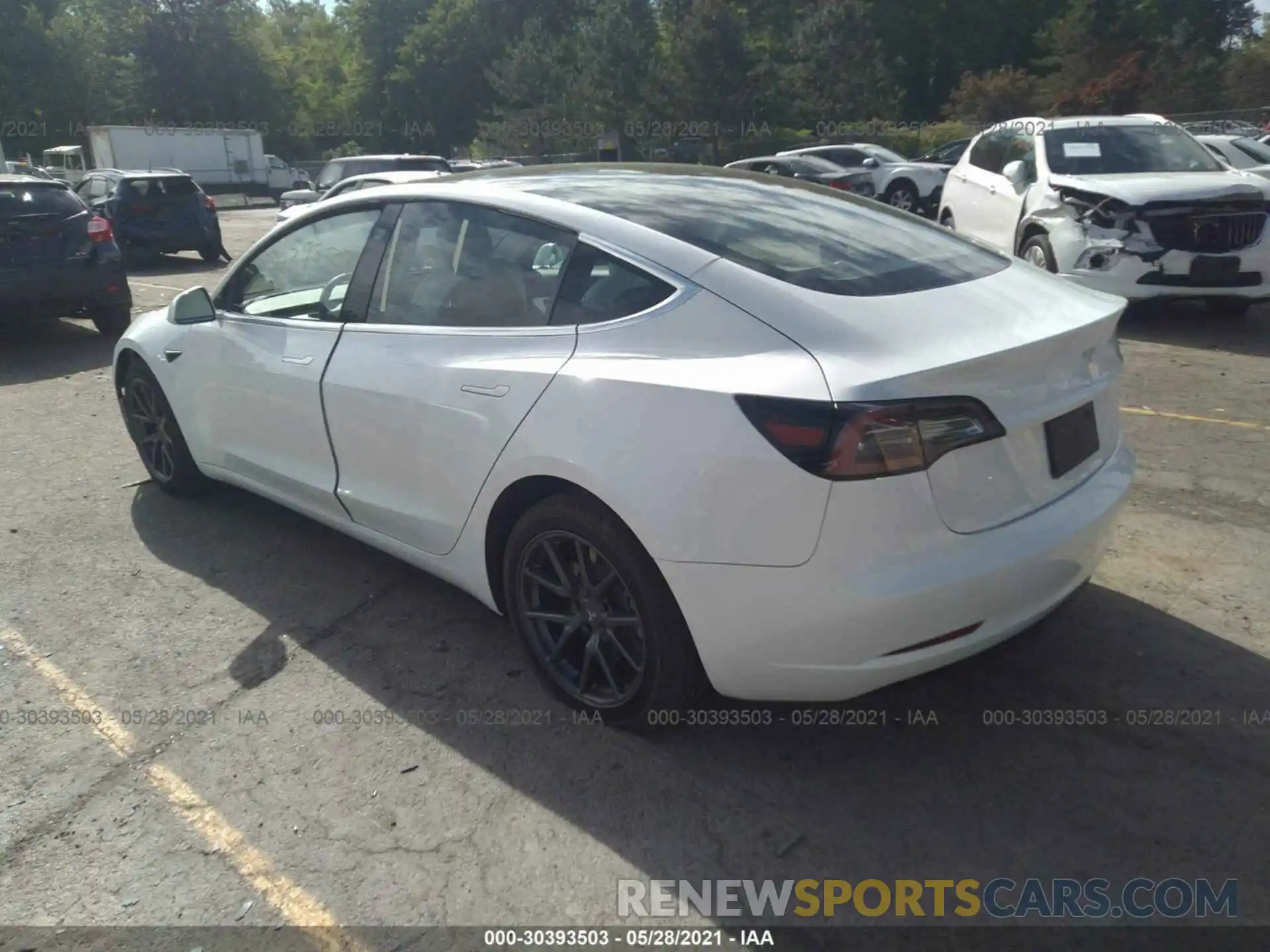 3 Photograph of a damaged car 5YJ3E1EA6LF740986 TESLA MODEL 3 2020