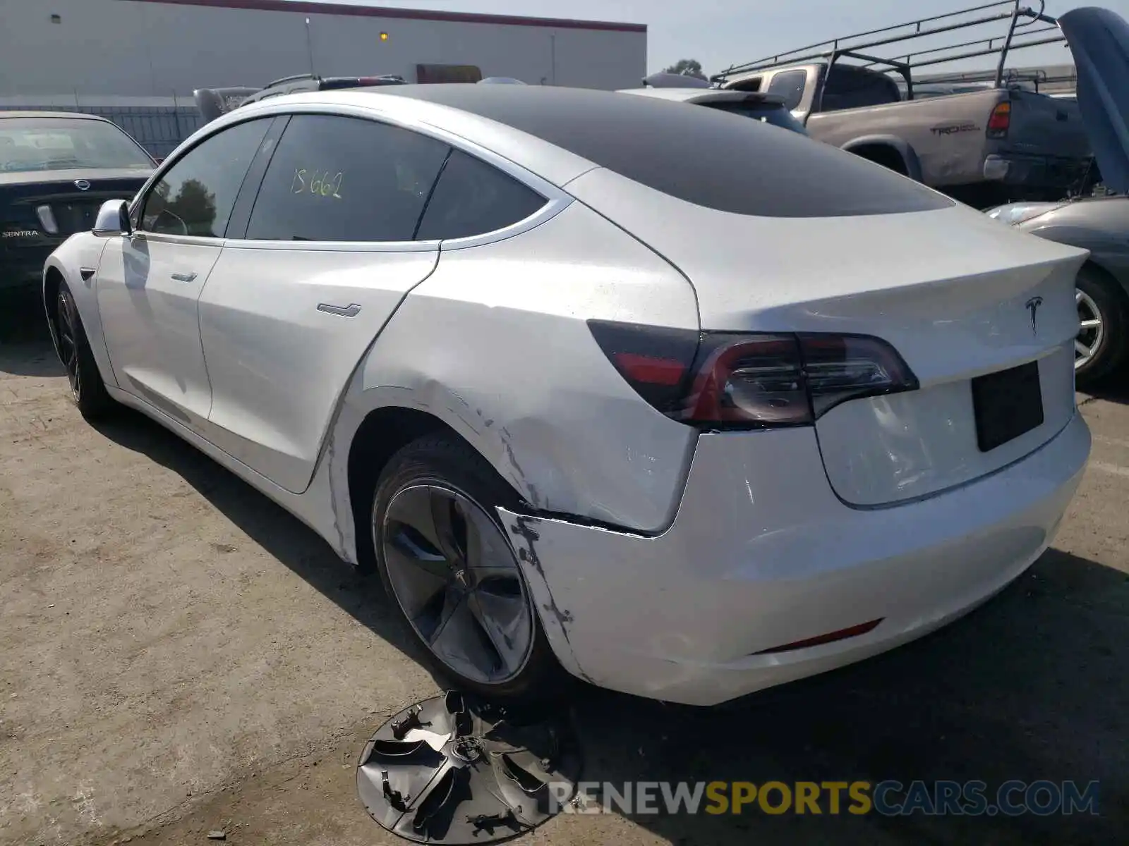 3 Photograph of a damaged car 5YJ3E1EA6LF747064 TESLA MODEL 3 2020