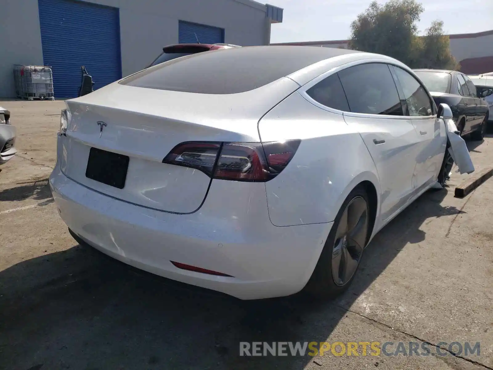 4 Photograph of a damaged car 5YJ3E1EA6LF747064 TESLA MODEL 3 2020