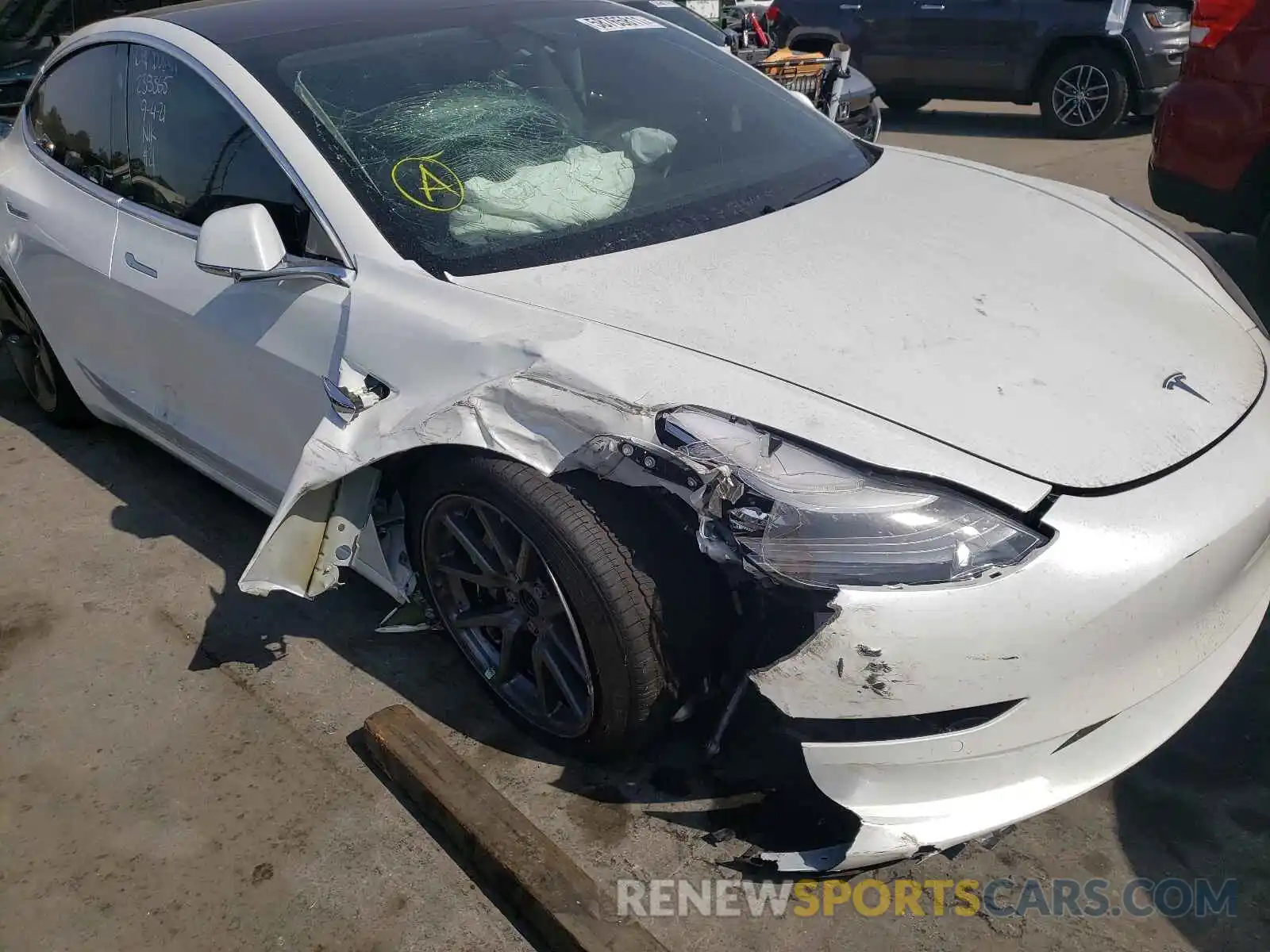 9 Photograph of a damaged car 5YJ3E1EA6LF747064 TESLA MODEL 3 2020