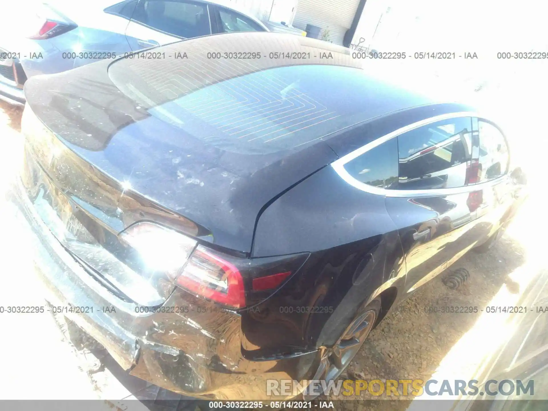 4 Photograph of a damaged car 5YJ3E1EA6LF792148 TESLA MODEL 3 2020