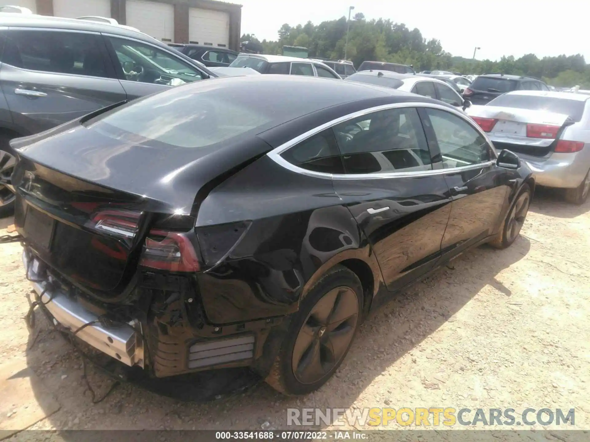 4 Photograph of a damaged car 5YJ3E1EA6LF796569 TESLA MODEL 3 2020