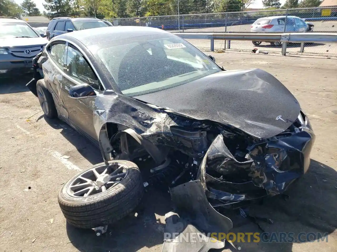 1 Photograph of a damaged car 5YJ3E1EA6LF798774 TESLA MODEL 3 2020