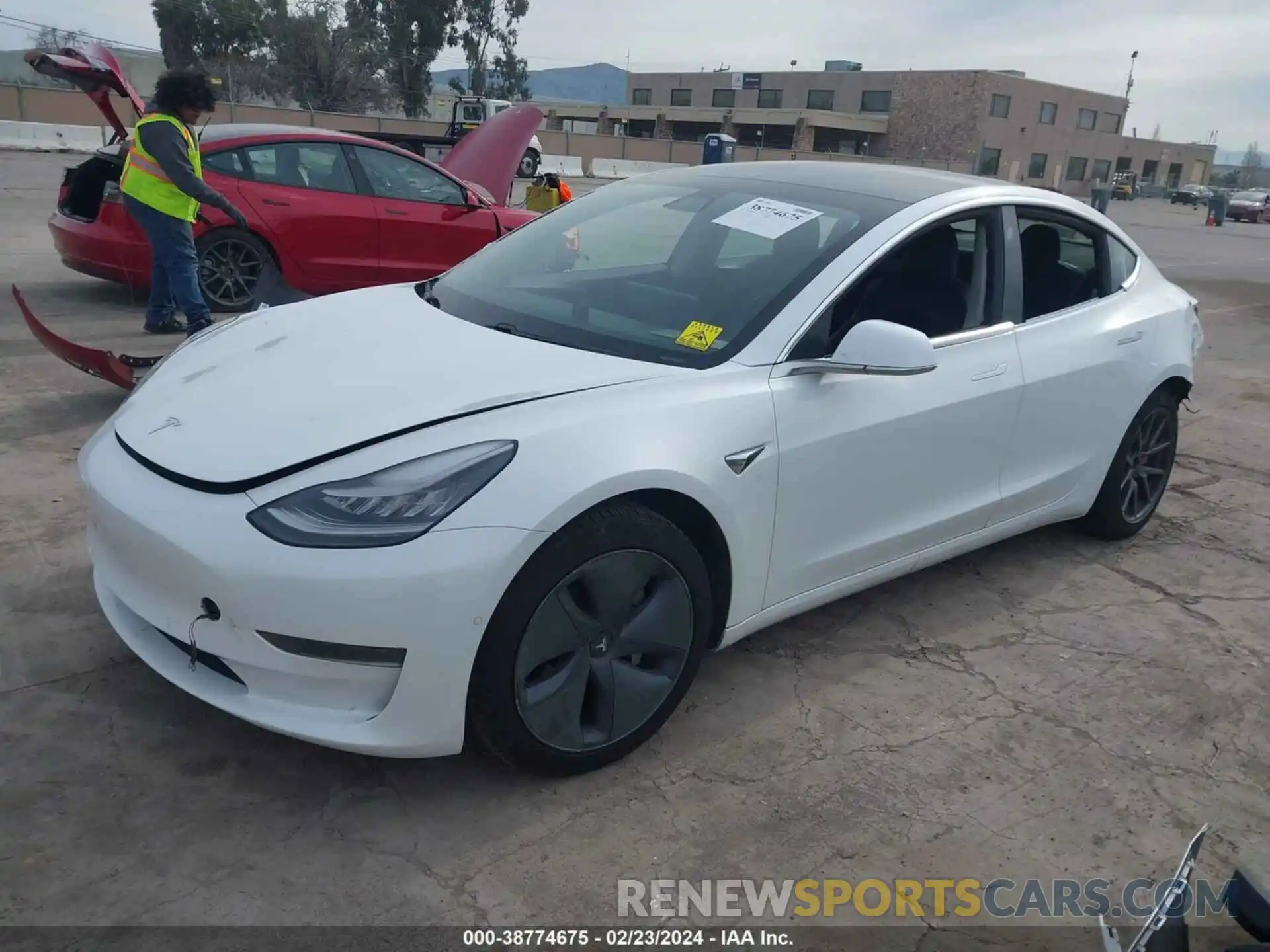 2 Фотография поврежденного автомобиля 5YJ3E1EA6LF800085 TESLA MODEL 3 2020