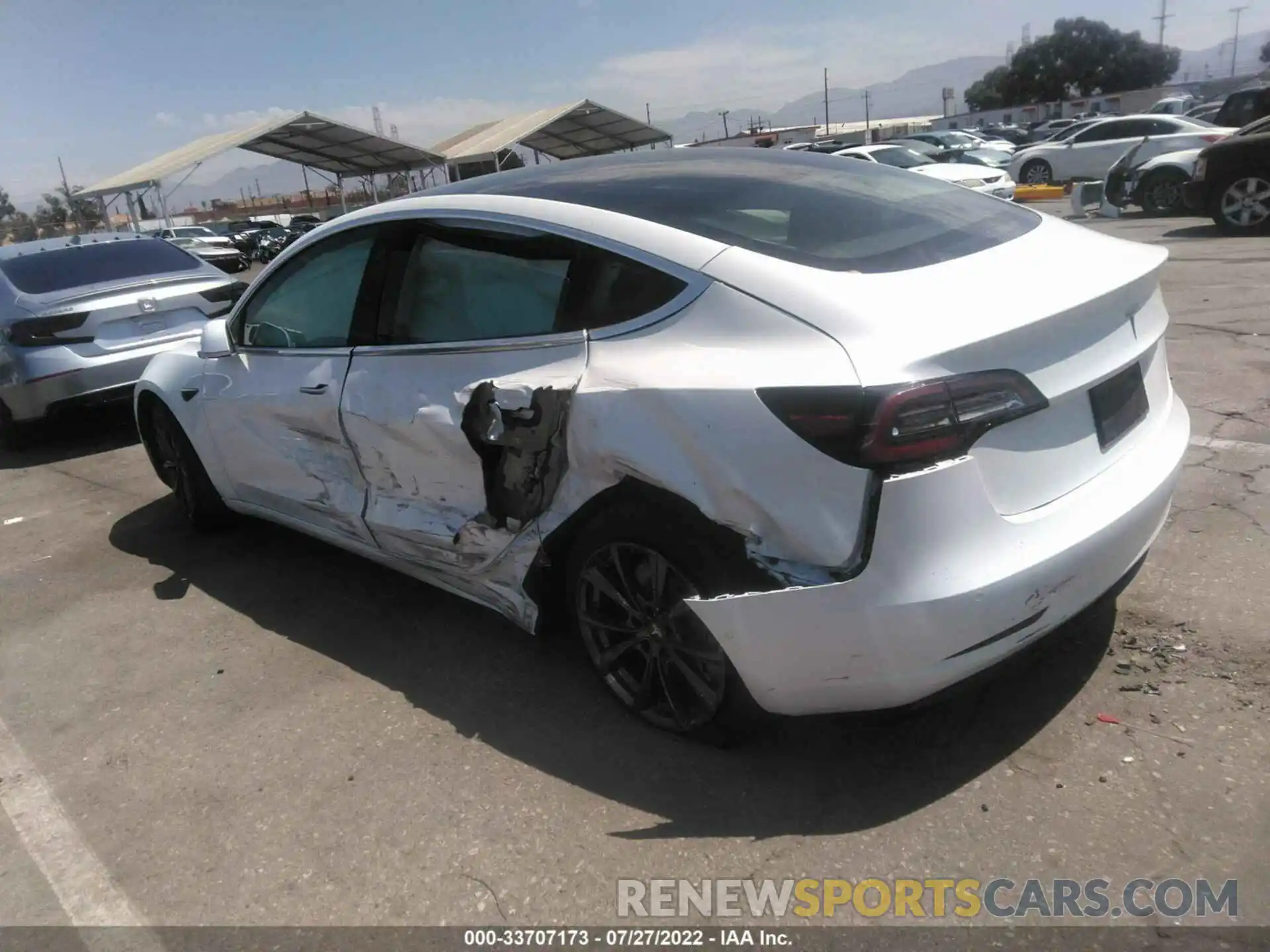 3 Photograph of a damaged car 5YJ3E1EA6LF804315 TESLA MODEL 3 2020