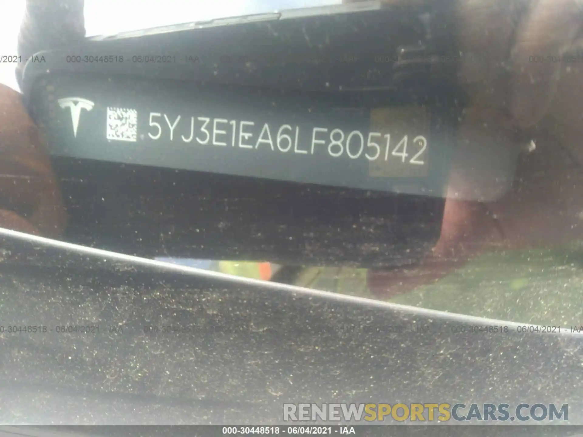 9 Photograph of a damaged car 5YJ3E1EA6LF805142 TESLA MODEL 3 2020