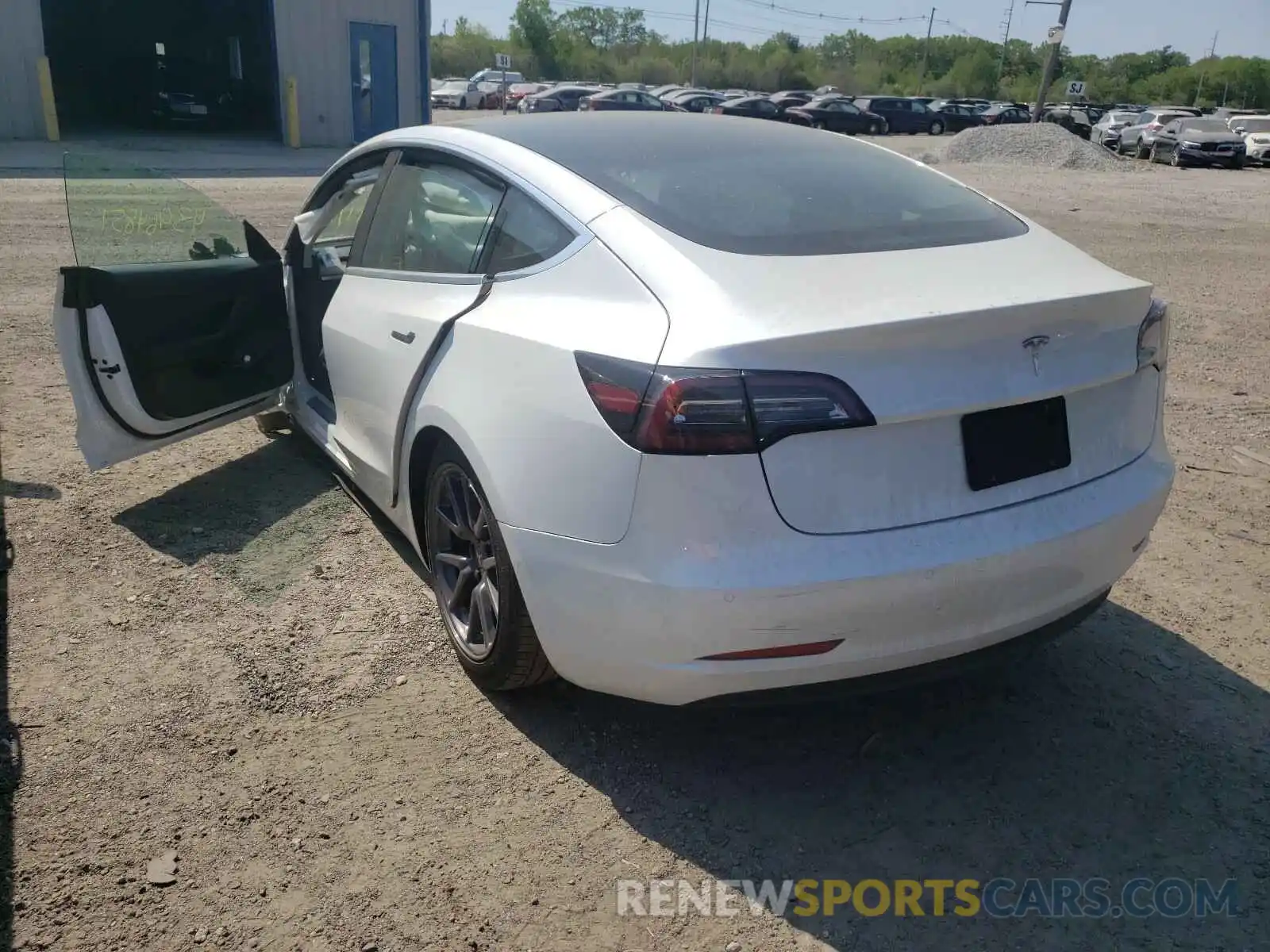 3 Photograph of a damaged car 5YJ3E1EA6LF808588 TESLA MODEL 3 2020