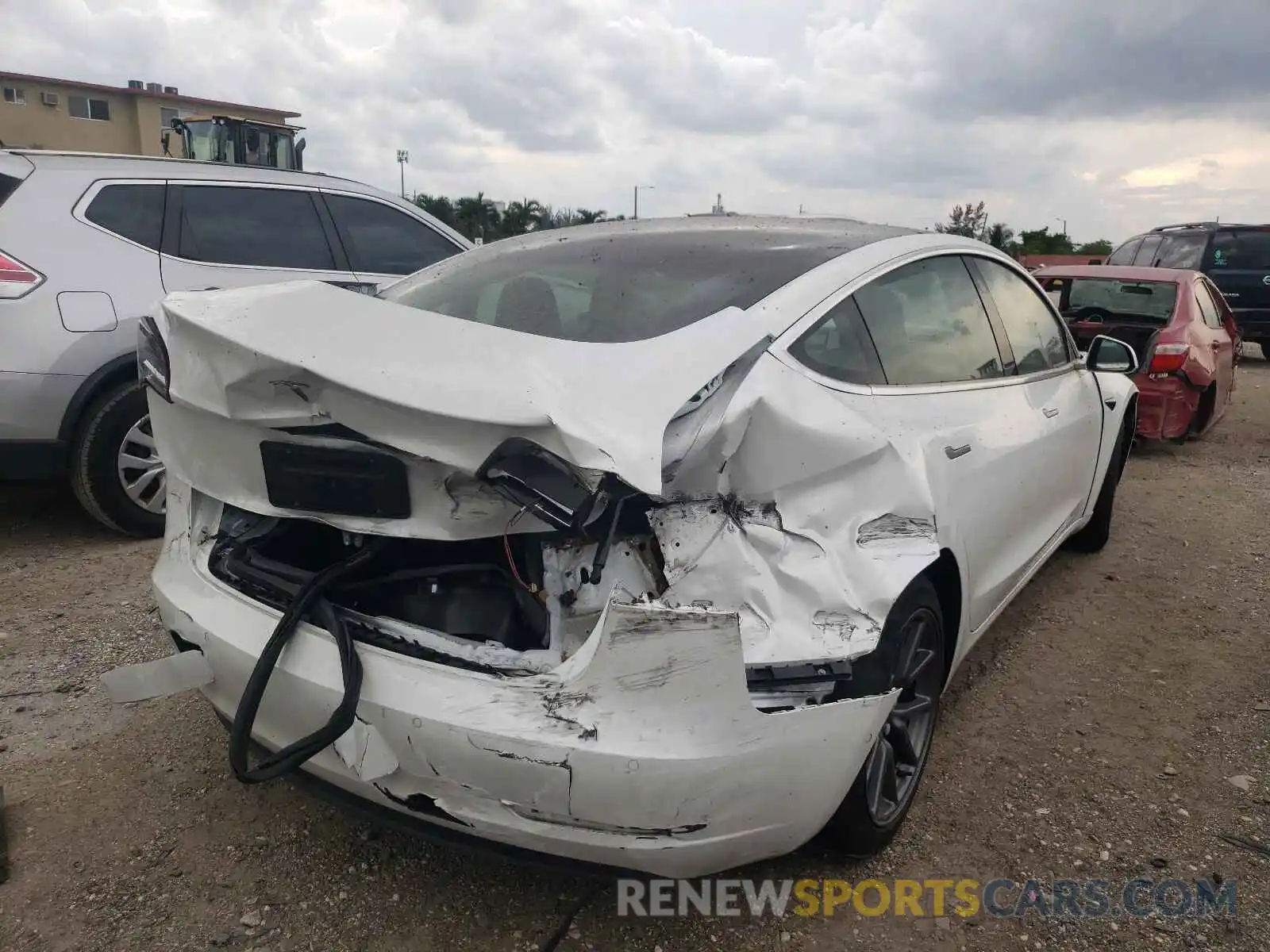 4 Photograph of a damaged car 5YJ3E1EA7LF504329 TESLA MODEL 3 2020