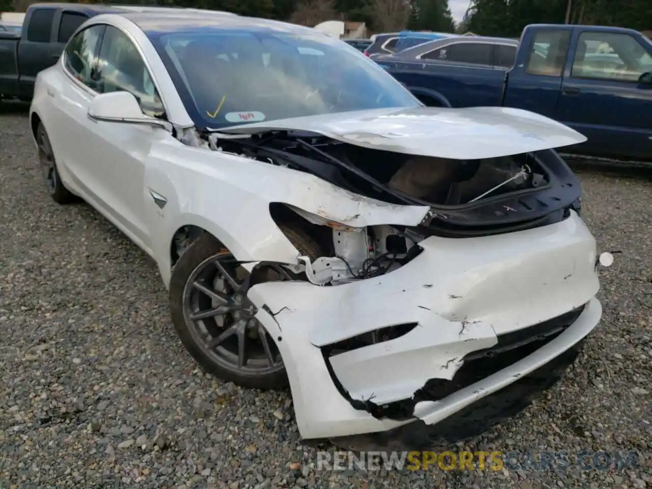 1 Photograph of a damaged car 5YJ3E1EA7LF504797 TESLA MODEL 3 2020