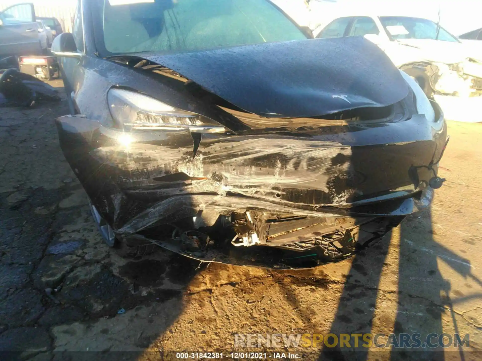 6 Photograph of a damaged car 5YJ3E1EA7LF606715 TESLA MODEL 3 2020