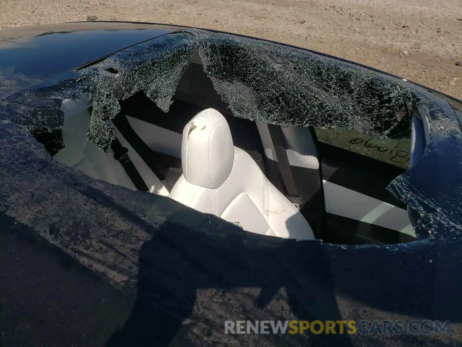 9 Photograph of a damaged car 5YJ3E1EA7LF606763 TESLA MODEL 3 2020