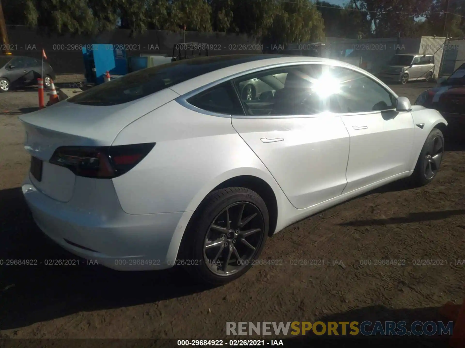 4 Photograph of a damaged car 5YJ3E1EA7LF612692 TESLA MODEL 3 2020