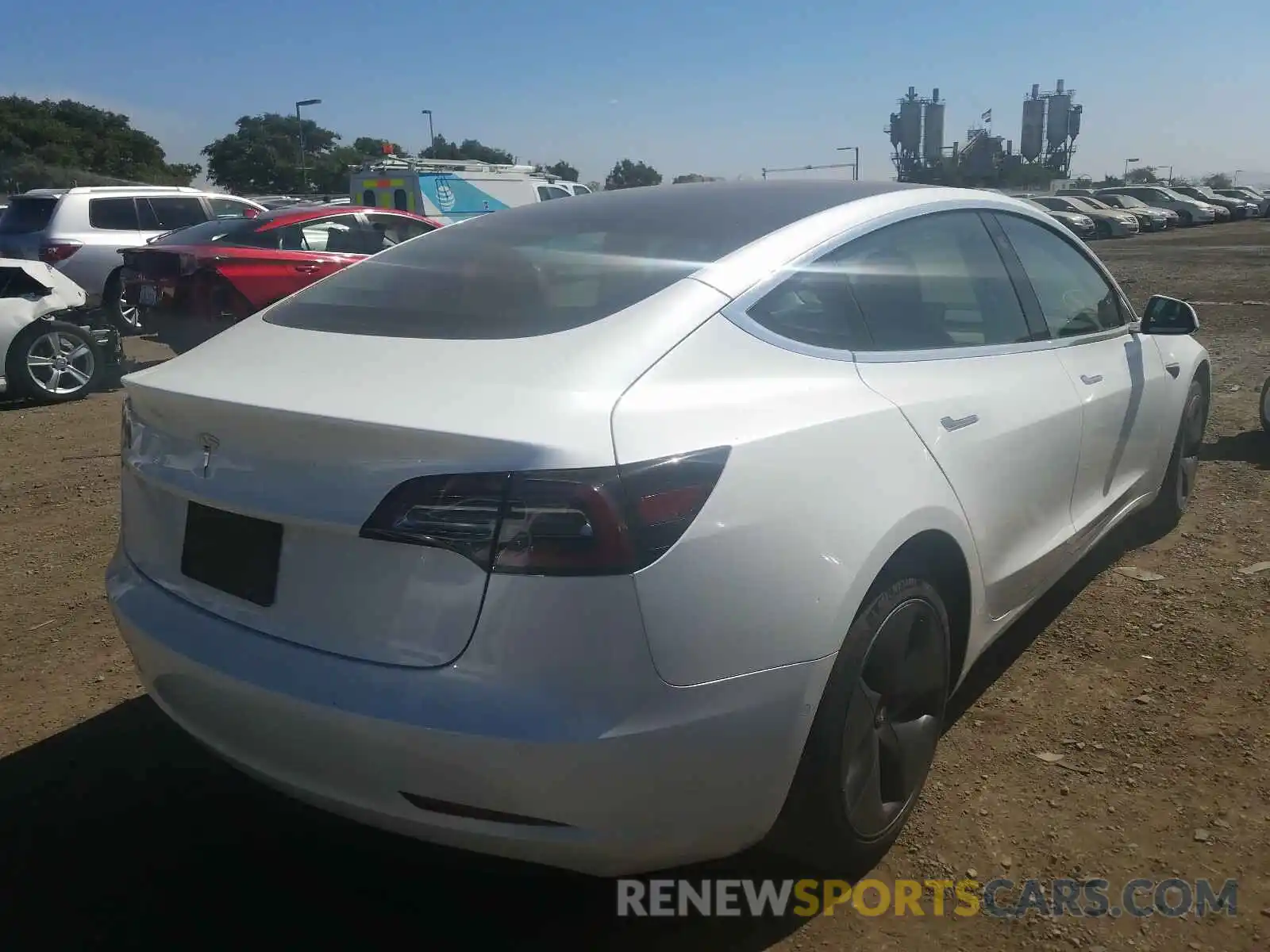 4 Photograph of a damaged car 5YJ3E1EA7LF613812 TESLA MODEL 3 2020