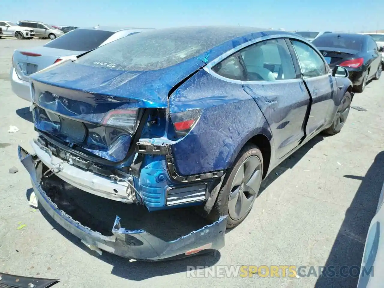 4 Photograph of a damaged car 5YJ3E1EA7LF615091 TESLA MODEL 3 2020