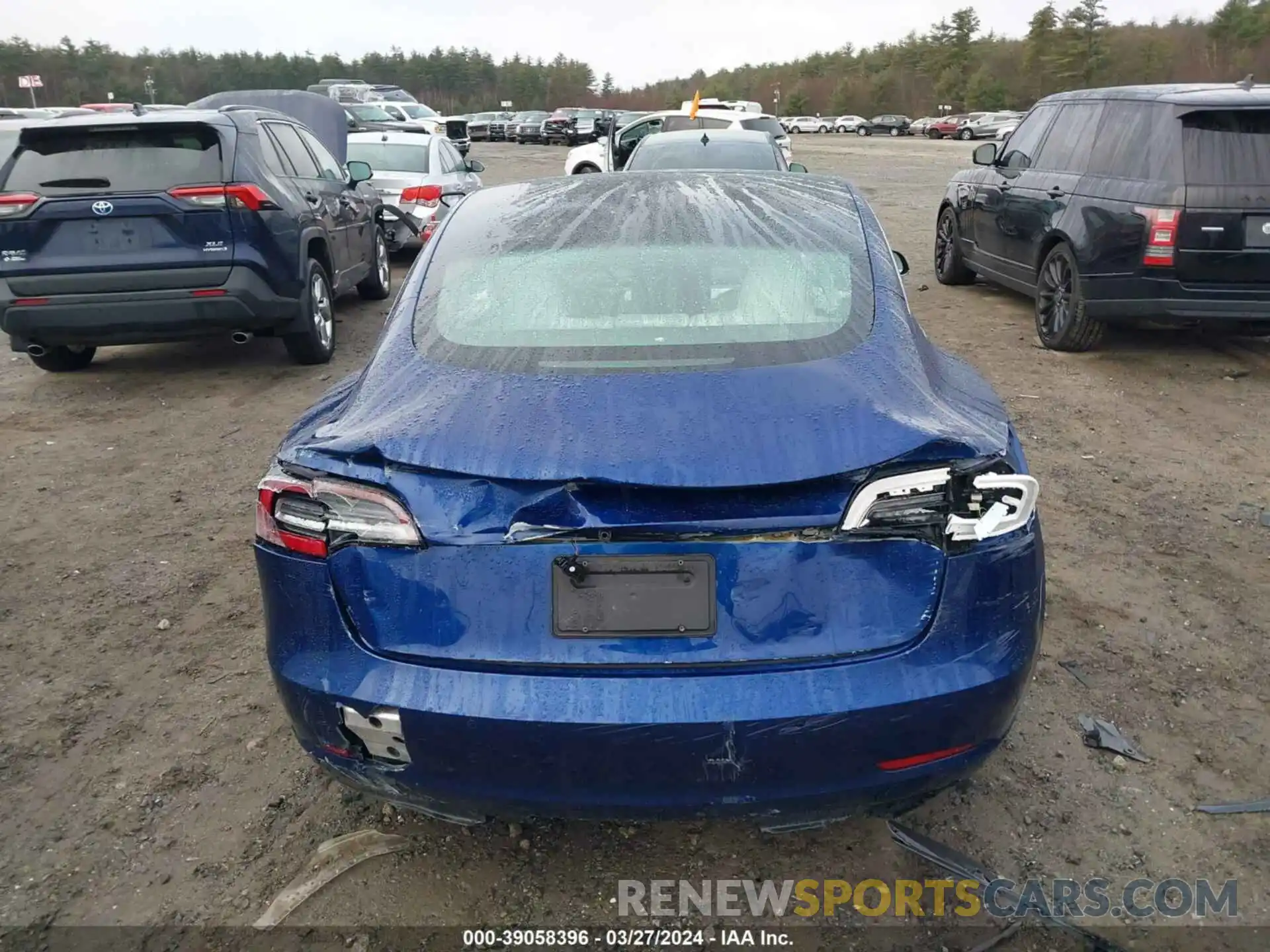 17 Photograph of a damaged car 5YJ3E1EA7LF615138 TESLA MODEL 3 2020