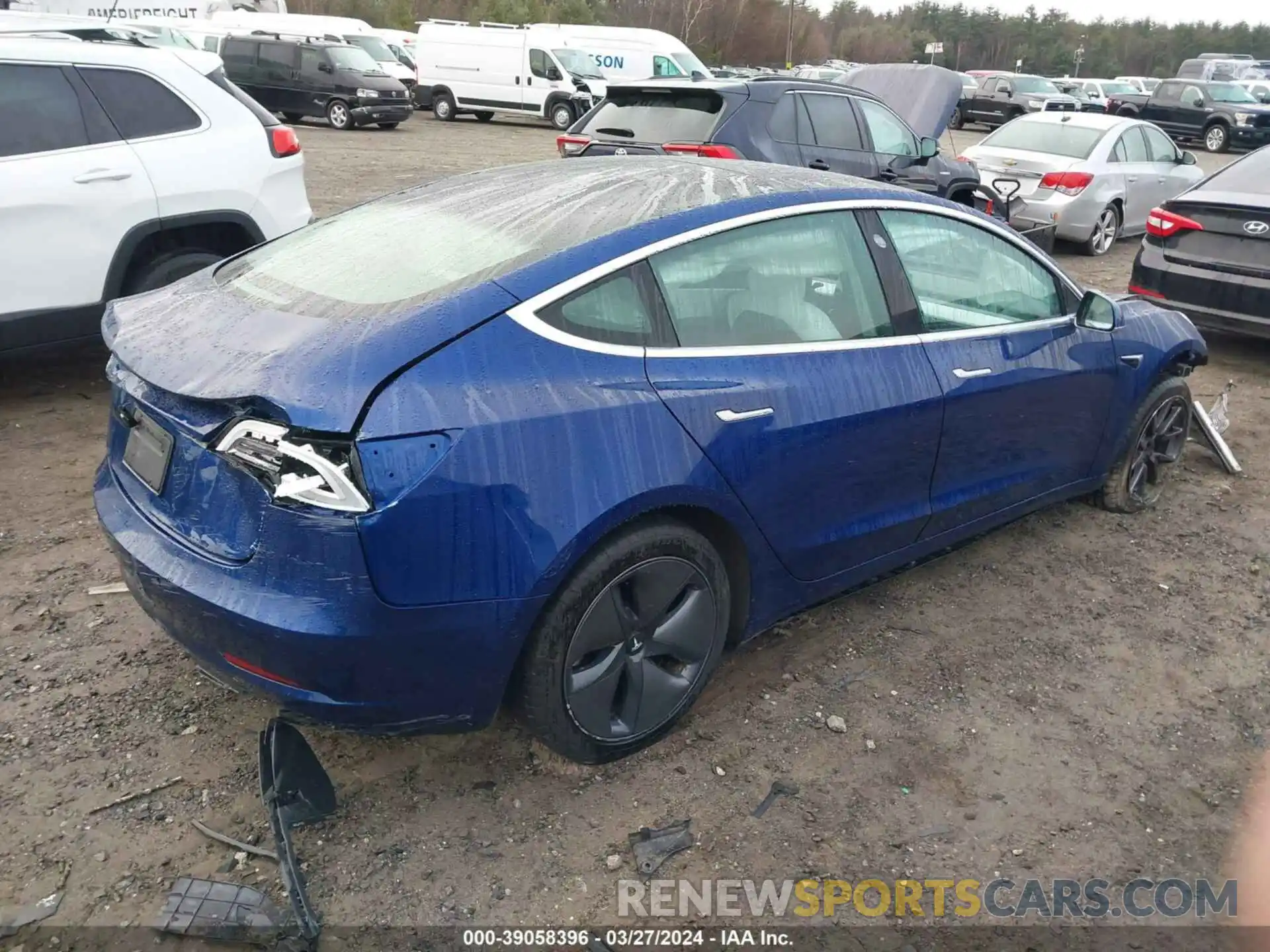 4 Фотография поврежденного автомобиля 5YJ3E1EA7LF615138 TESLA MODEL 3 2020